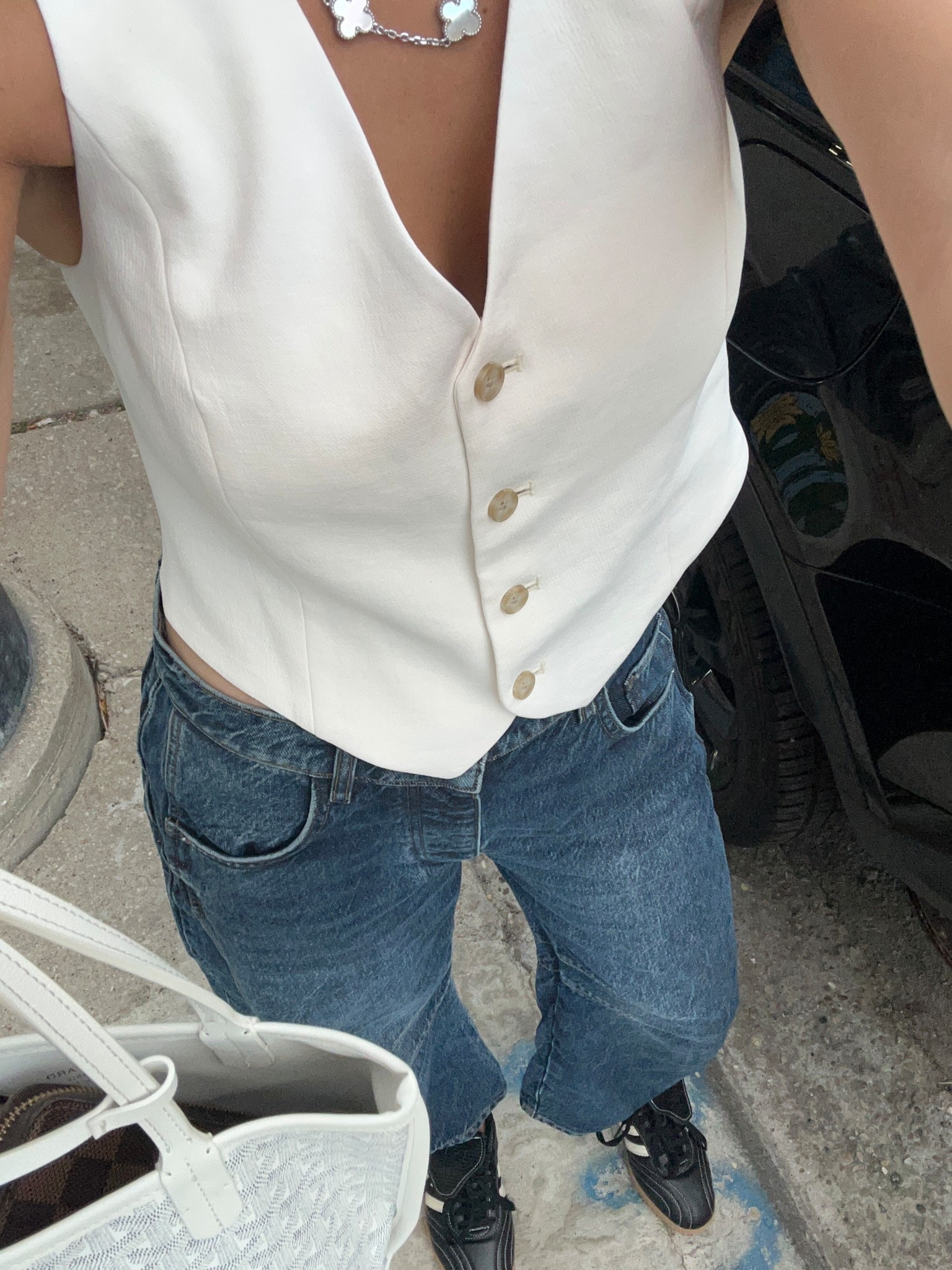 Casual fall outfit! 

#LTKFindsUnder100 #LTKSeasonal