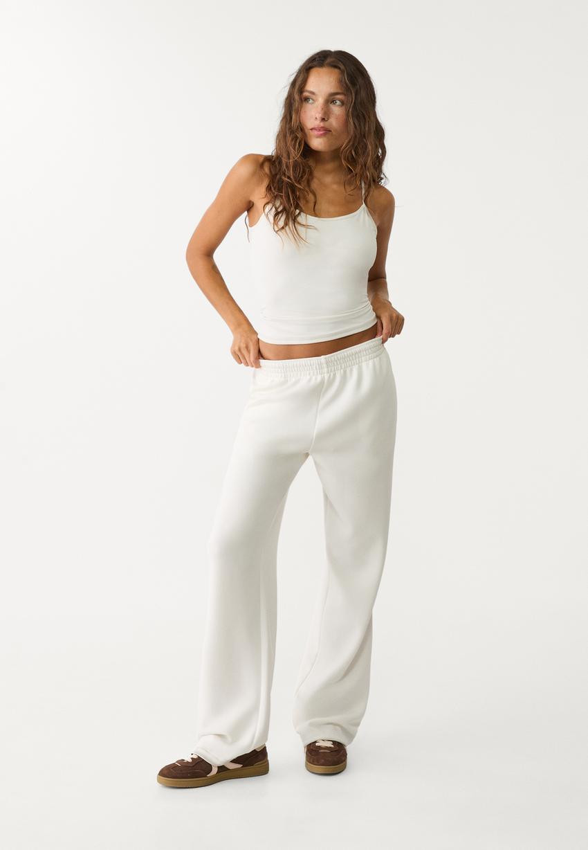 Soft-touch straight-leg trousers | Stradivarius (UK)