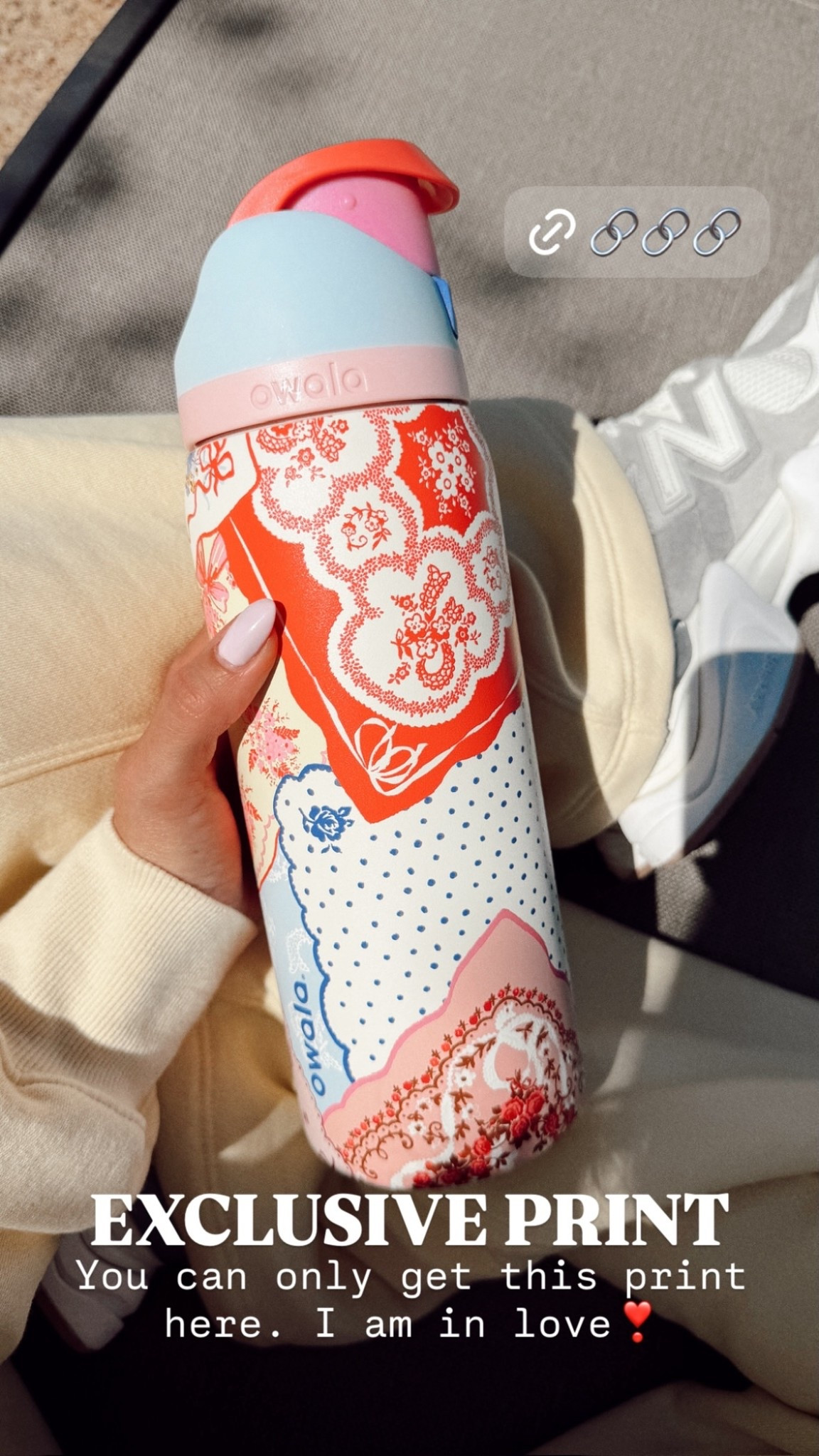 EXCLUSIVE PRINT You can only get this print here. I am in love❣️ this Owala water bottle has to be the cutest dang thing I’ve ever seen. 



#LTKTravel #LTKActive #LTKSeasonal