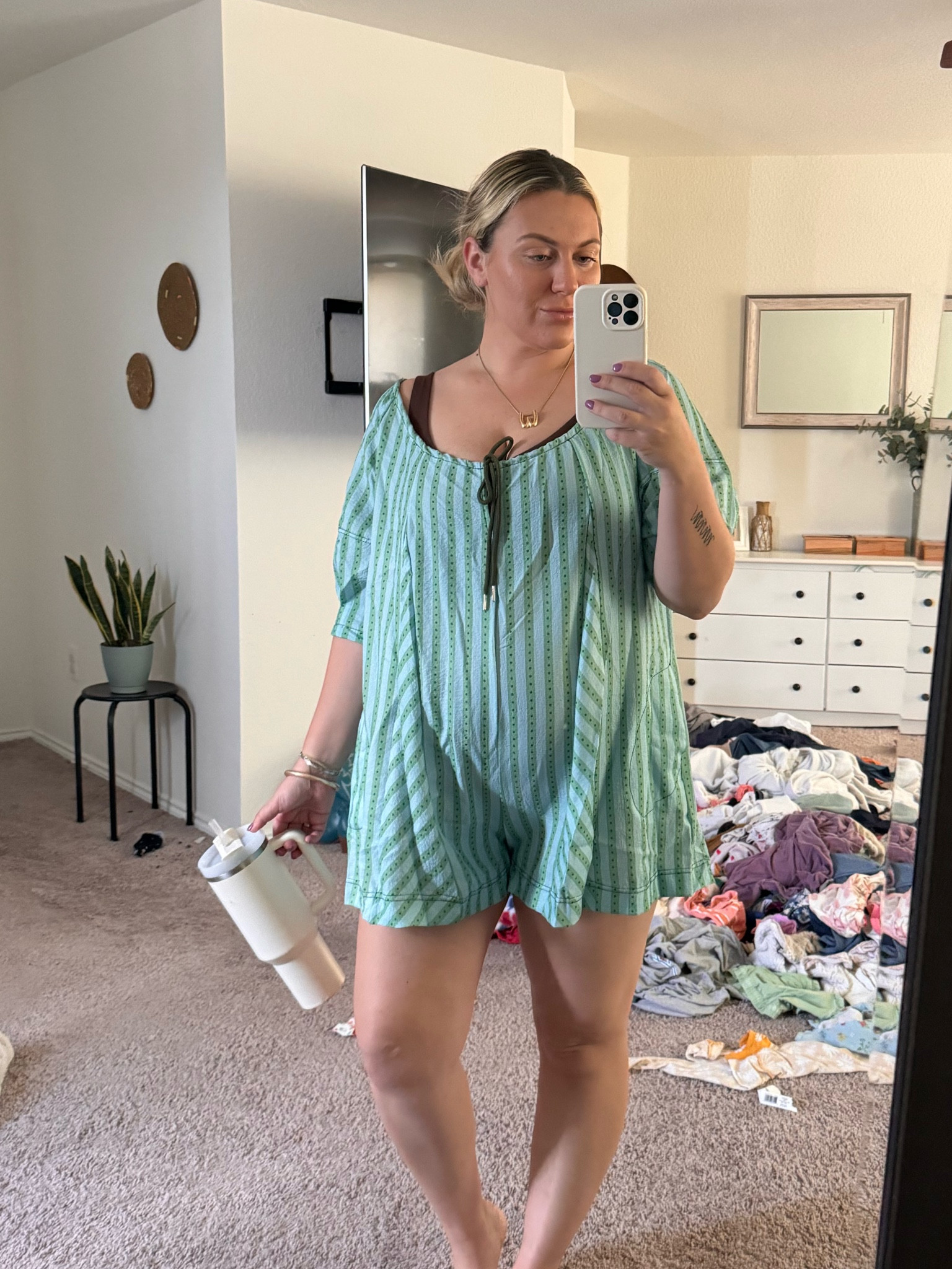 Free people dupe from Amazon! It’s still summer so here we are in a romper ✨❤️

#freepeopledupe#bumpfriendly#pregnancyoutfit#pregnant#sahmoutfit

#LTKStyleTip #LTKFindsUnder50 #LTKBump