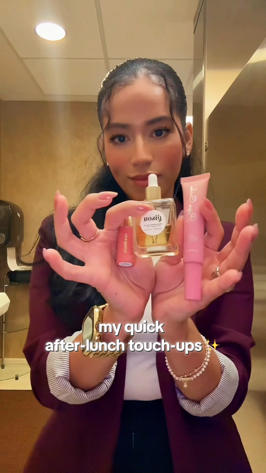 quick after lunch touch-ups!✨ 


#LTKWorkwear #LTKBeauty #LTKStyleTip