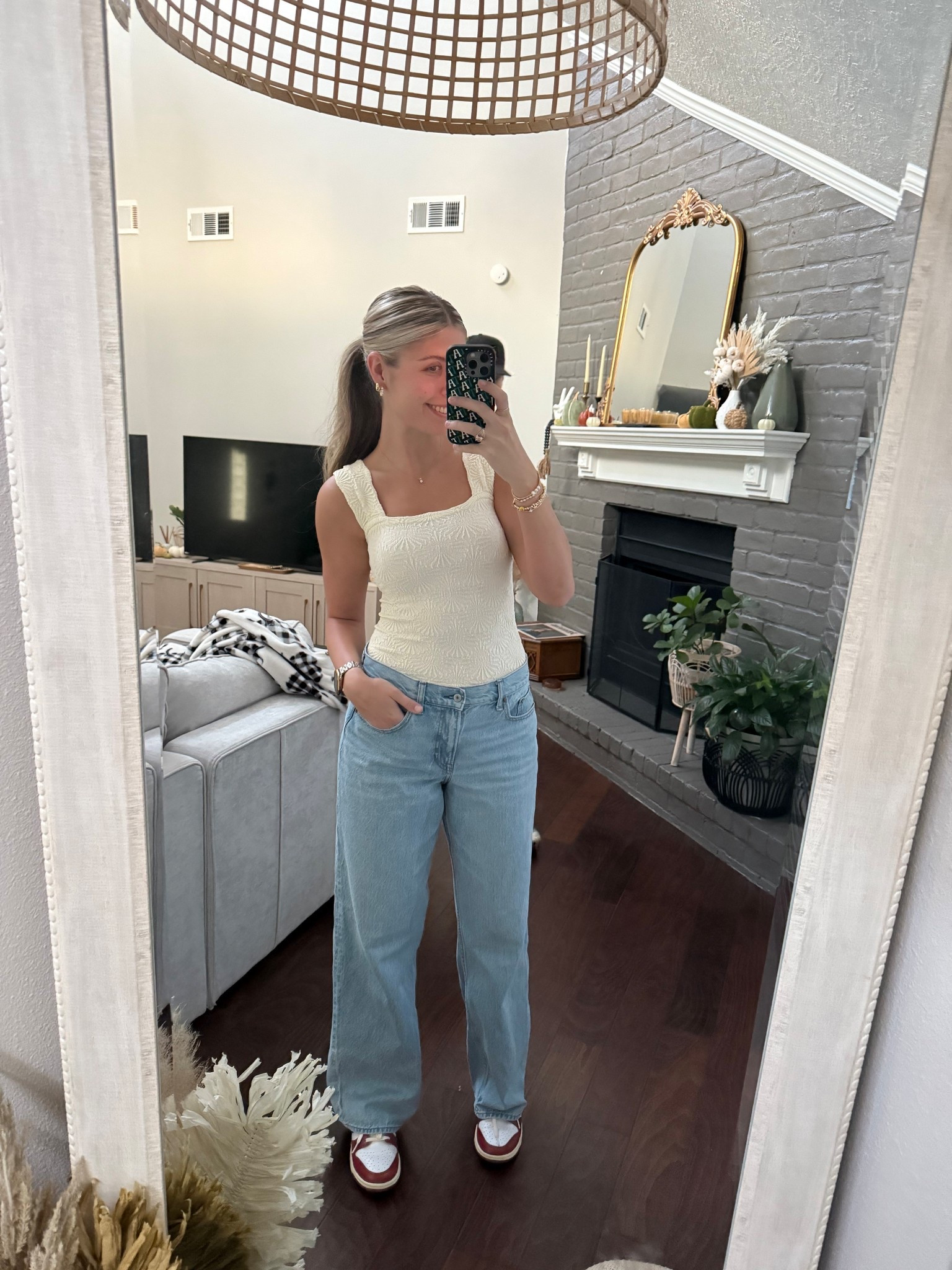 Causal dinner fit 

#LTKSeasonal #LTKStyleTip #LTKShoeCrush