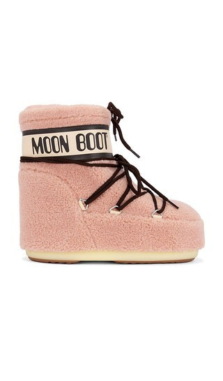 MOON BOOT Icon Low Fleece Boot in Pink. - size 39-41 | Revolve Clothing (Global)