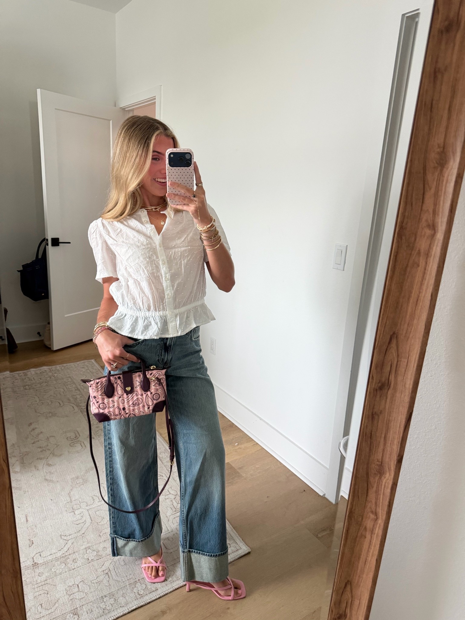 Outfit for dinner with my parents! Broke out all the new goodies like my new purse from @stoneyclover it is precious from their new western collection. I am wearing my new gap size xs Button-Front Crop Peplum Top paired with my @abercrombie high rise wide leg jeans. My heels are the perfect pink to match from Amazon (dream pairs)

#LTKootd #LTKdayinmylife #LTKSeasonal