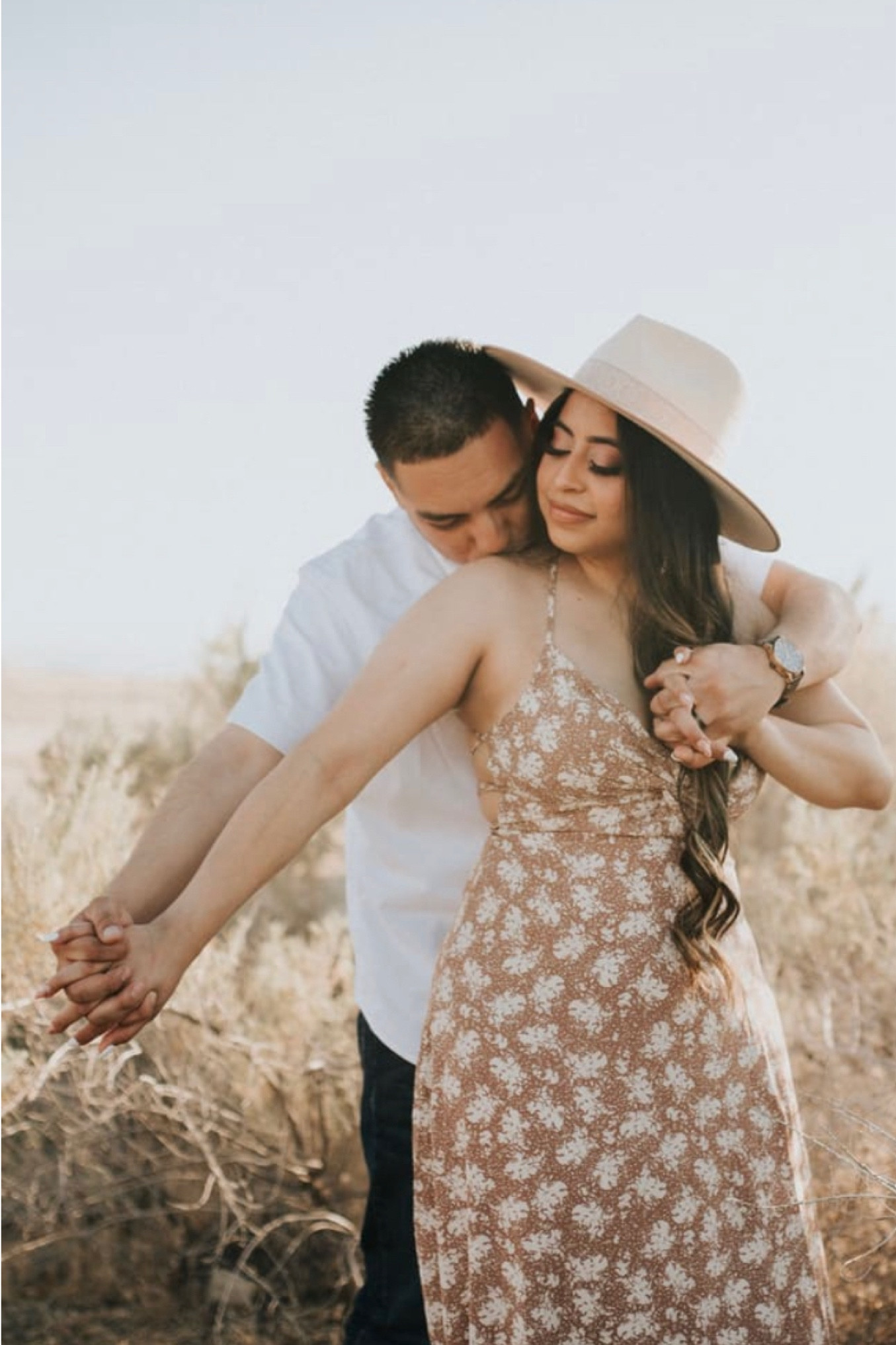 This brown floral midi dress looks great with boots and a hat!

Brown midi dress, outfit with cowgirl boots, dress with boots, fall engagement photo dress, outdoor engagement photo dress

#LTKunder100 #LTKcurves