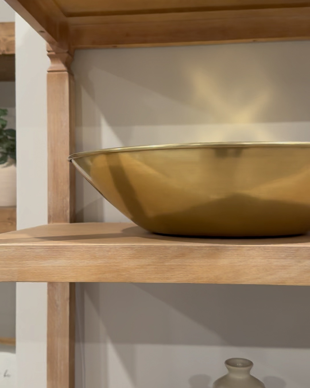 Styling my hutch in our living room!! 

#LTKStyleTip #LTKVideo #LTKFindsUnder50