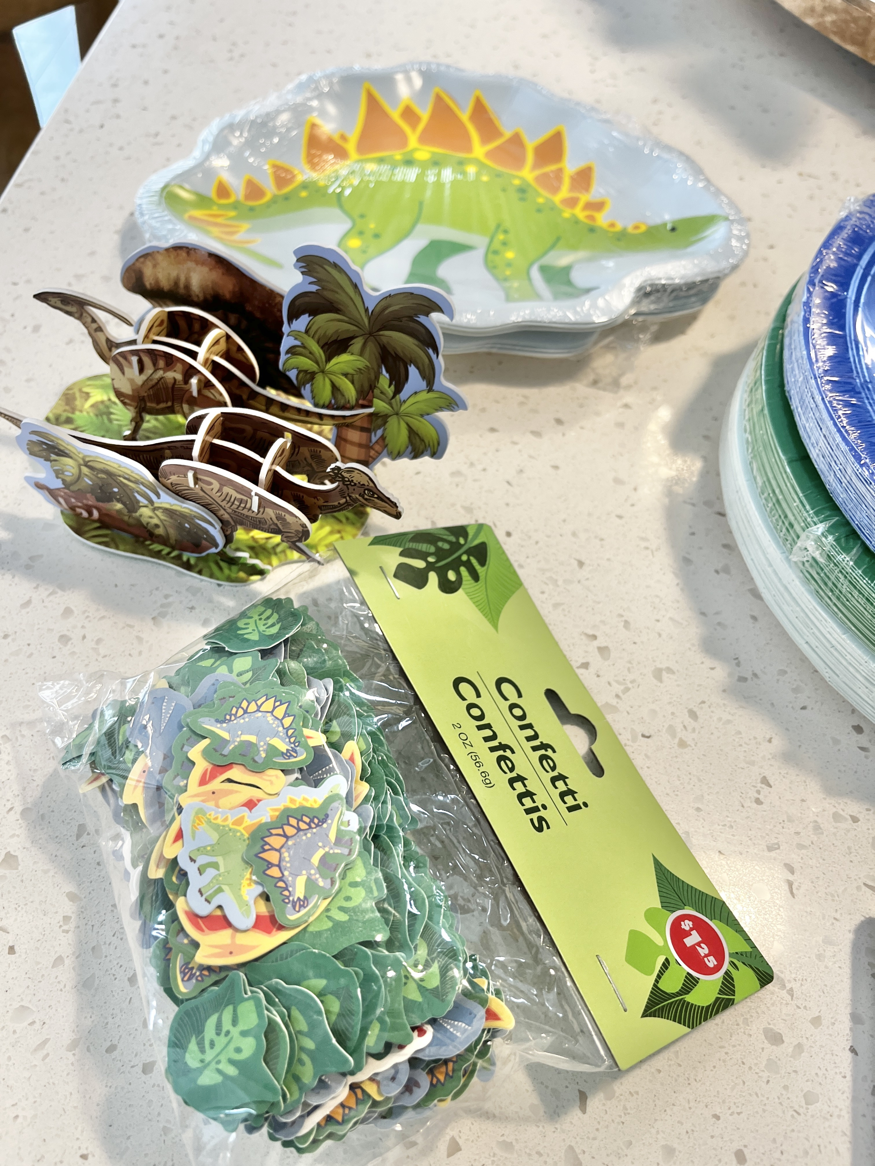 Dinosaur birthday party Dollar tree finds — similar Amazon products linked 🦕🦖

#LTKKids #LTKParties #LTKFamily