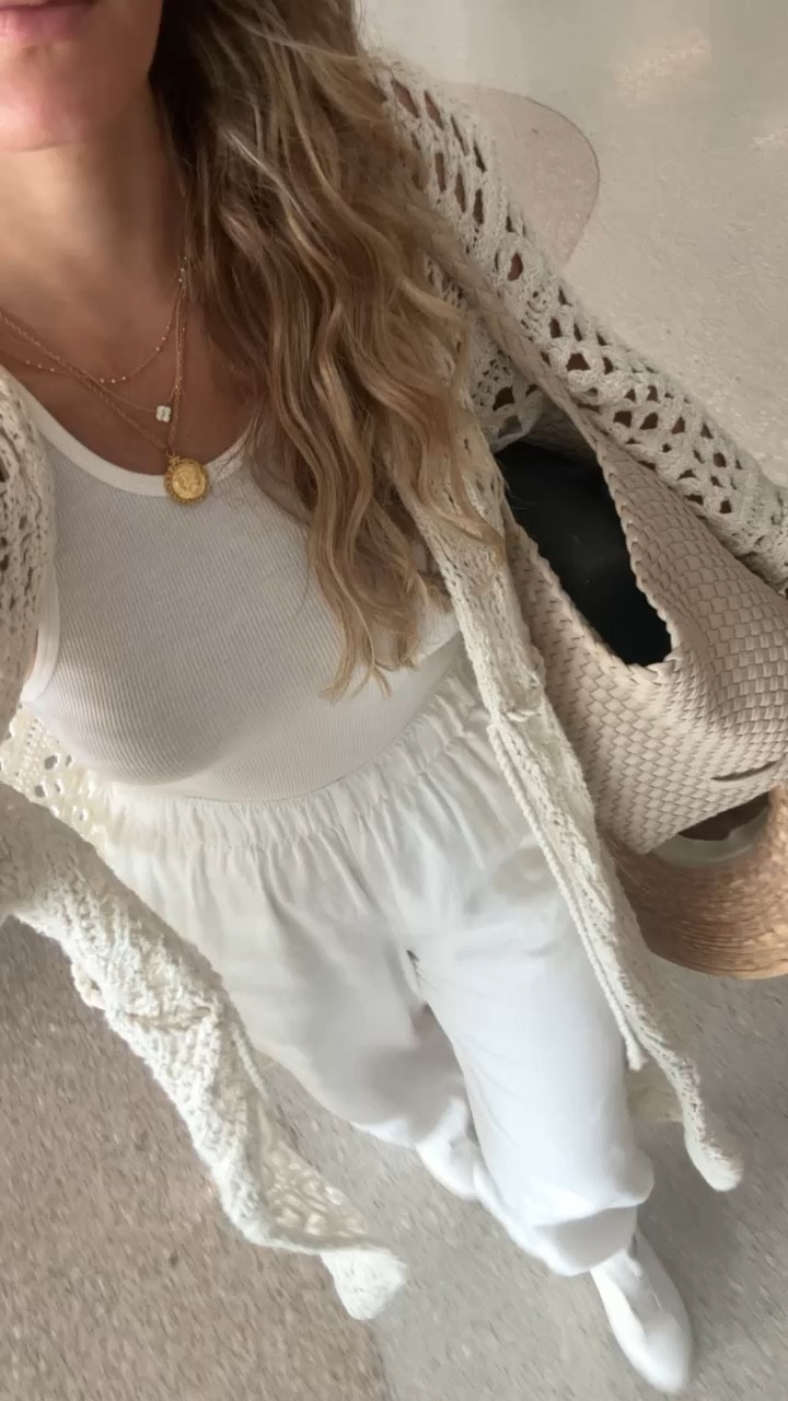 Winter Vacay time?! Linking new swim arrivals from Abercrombie - entire site is 20-50% off!

Swim sale, bikini sale, pool, beach trip, vacation, warm weather outfit


#LTKTravel #LTKSwim #LTKWatchNow