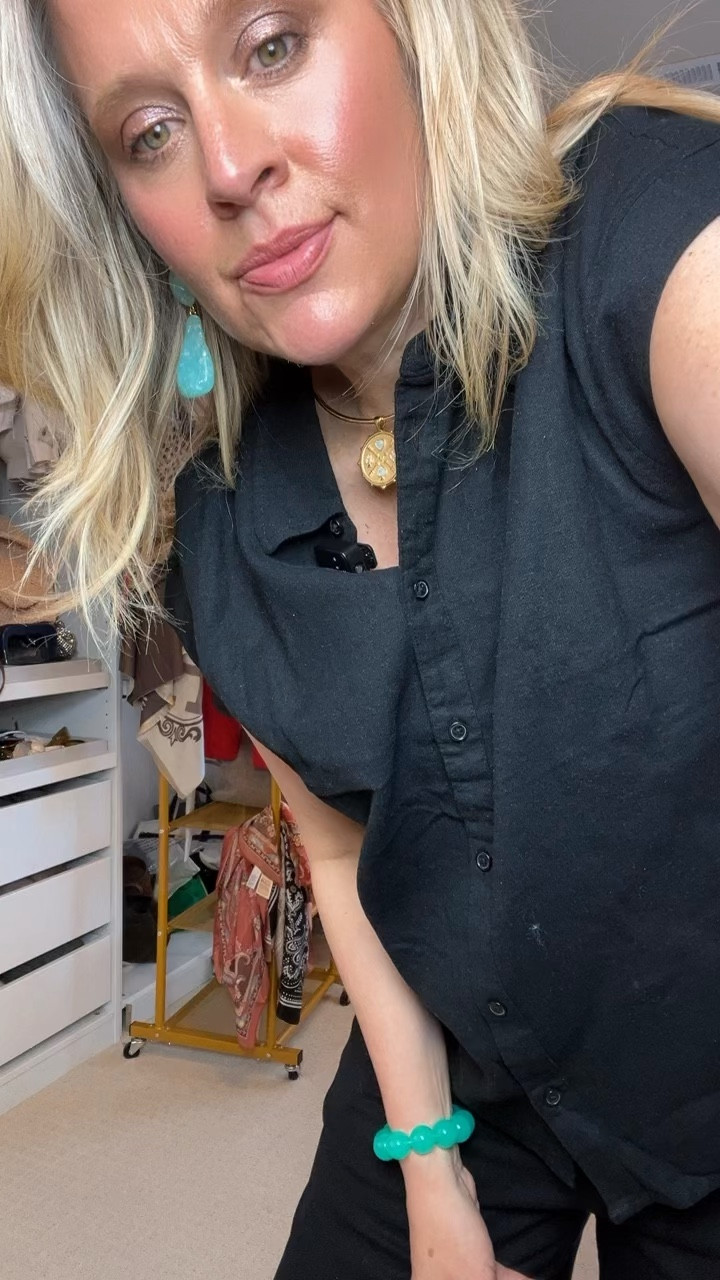  ✨Tap the bell, save and ❤️ for over 40 fashion, midlife style, midsize fashion and luxury looks for less. 

⬇️Sizing information:
Large (size up if in between sizes.) 

Spring outfits, belly friendly outfits, anti pooch outfits, mom belly outfits, tummy flattering tops, belly contouring outfits, midlife belly friendly style, tummy smoothing outfits, midsize belly friendly fashion, flattering outfits for a tummy, perimenopause belly outfits

👑"Helping you look good, feel good!" - Lindsey Denver

Spring looks, Midlife style for real women who want to feel confident again. Over 40 fashion and over 50 style that works with changing bodies, perimenopause shifts, and real life. Think midsize fashion, Gen X style and up, body confidence, and mom outfits that feel polished, comfortable, and elevated...because style over 45 and over 50 should feel effortless, not stressful. 




#LTKOver40 #LTKPlusSize #LTKMidsize