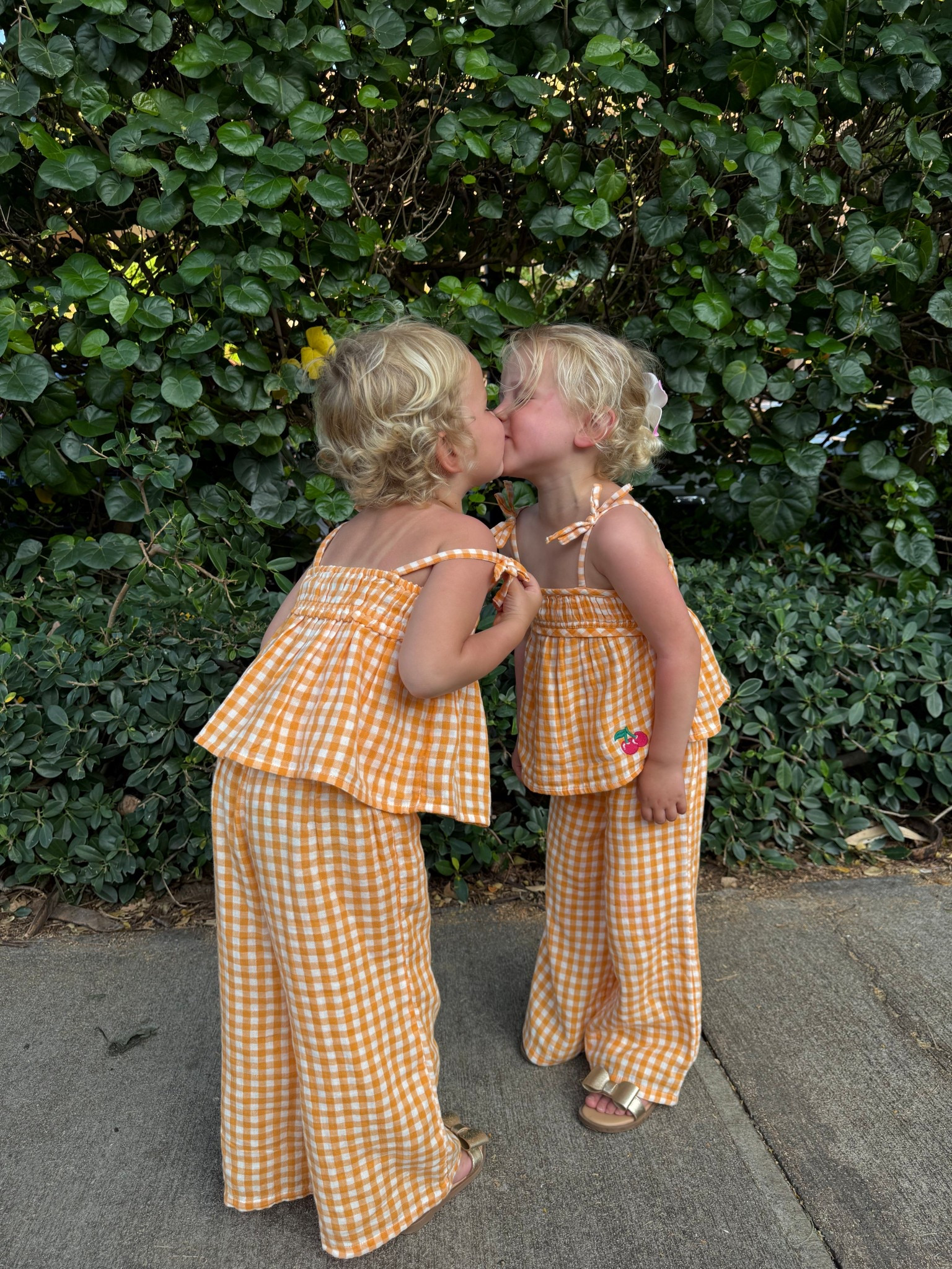 Old Navy 50% off sale! Toddler girl clothes, toddler vacation outfit 


#LTKBaby #LTKFamily #LTKFindsUnder50