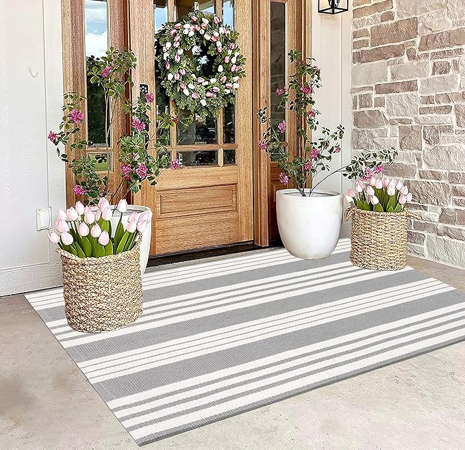 BUAGETUP Grey and White Outdoor Rug 3'x 5' Hand-Woven Cotton Washable Rug Striped Front Porch Rug... | Amazon (US)