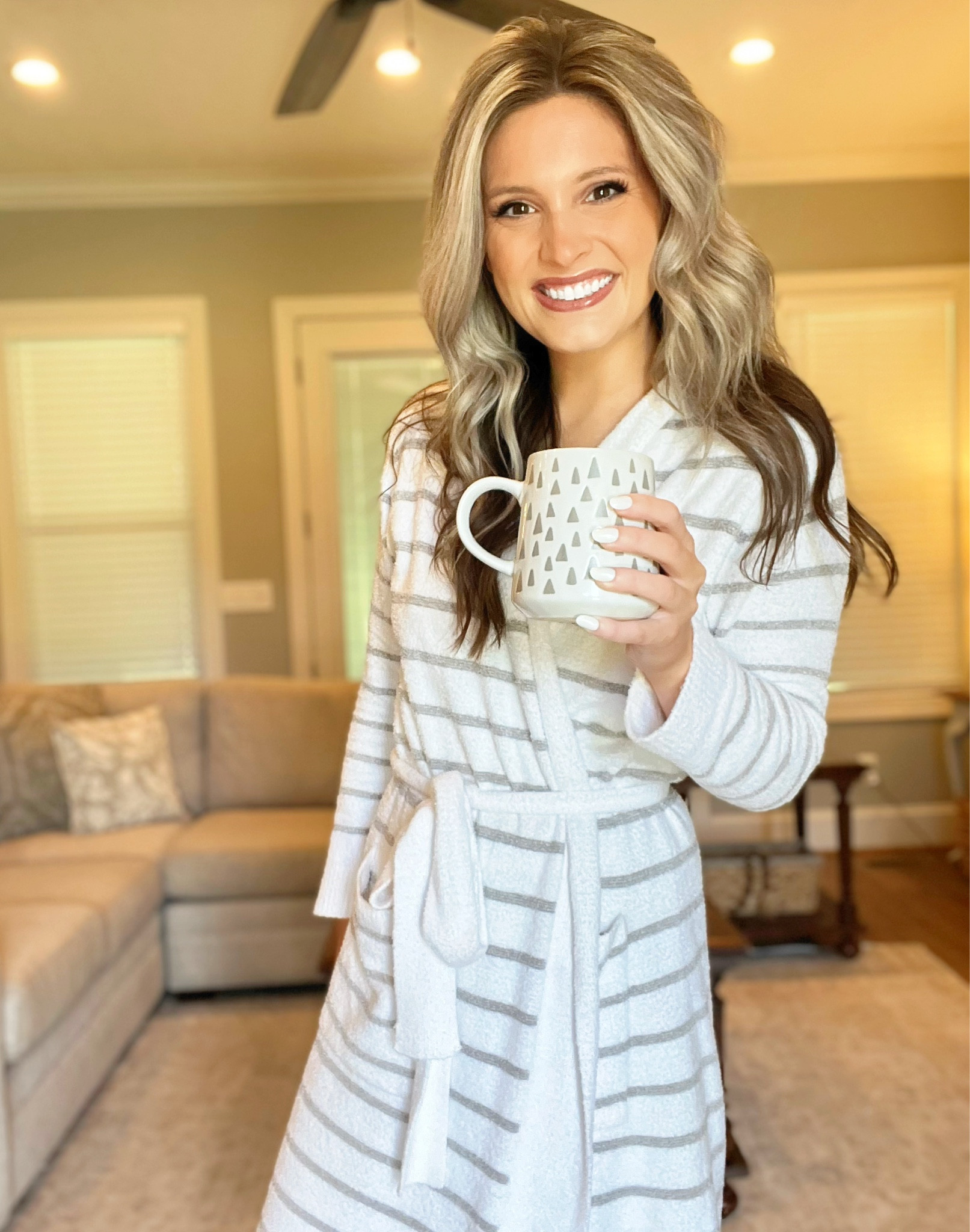 Spring/summer robe. My favorite robe of all time. It’s not too heavy for summer. Definitely a little bit of a splurge full price, I bought it on sale but worth the money in my opinion. Wearing a small/medium fits TTS 

#LTKFind #LTKfit #LTKbeauty