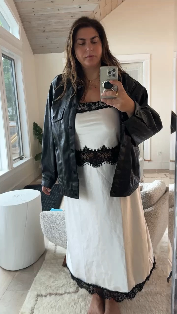 Fall is coming so let’s do some shopping 

Both pieces are 2X!

#LTKplussize #LTKstyletip #LTKSeasonal