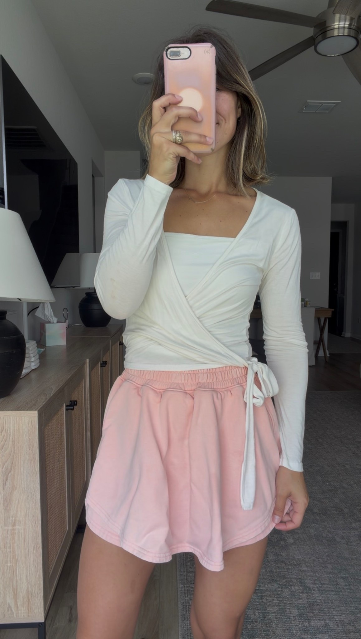 Casual summer outfit ideas 
-
sahm style, mom fit 