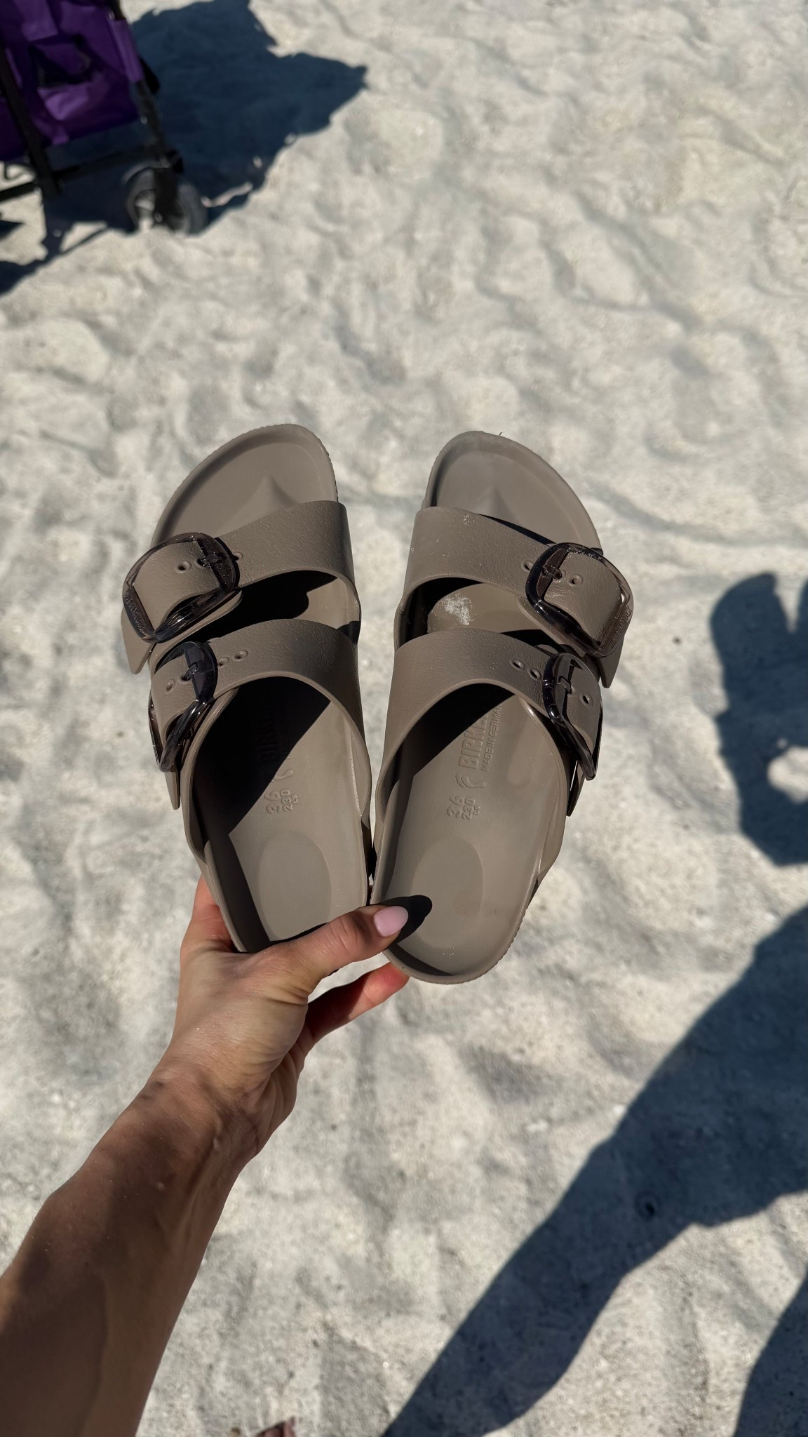 Obsessed with the new Birkenstock Eva big buckle sandals 😍