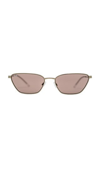 Otra Dahlia Sunglasses in Metallic Silver. | Revolve Clothing (Global)