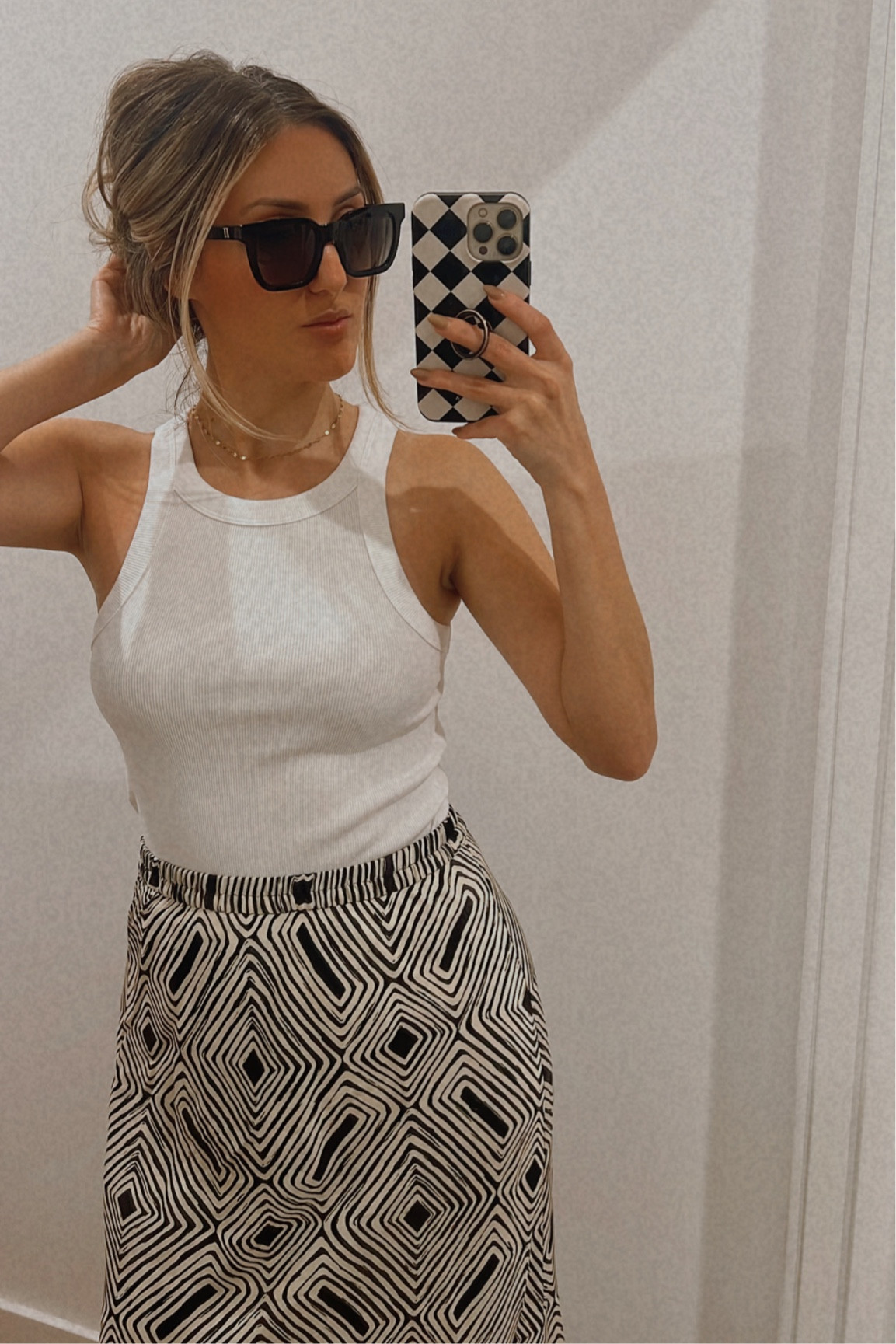 @teuxofficial sunglasses style DAYBREAK in Onyx, code DRLUXY10 10% off
Scuba tank on sale, wearing small, TTS, love the fit for summer 
Satin maxi Skirt is Zara - linked on my IG @drluxy, size small, TTS 

summer tops 
Summer outfits 
Summer dress 
Summer handbag 
Nordstrom sale



#LTKtravel #LTKsalealert #LTKFind