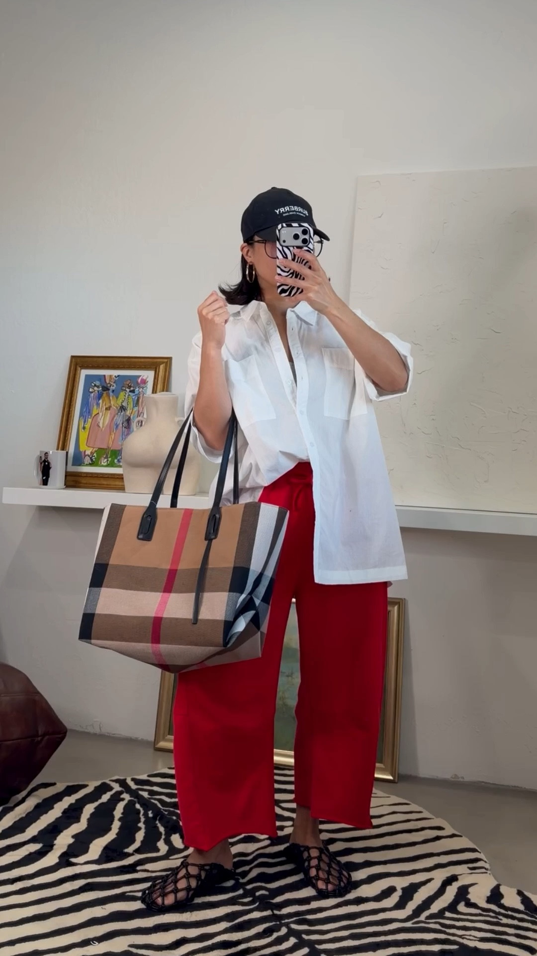 Mostly wearing Amazon! M sweats, true to size flats. Shirt is old without a tag 😫. 

#LTKgrwm #LTKootd #LTKPetite