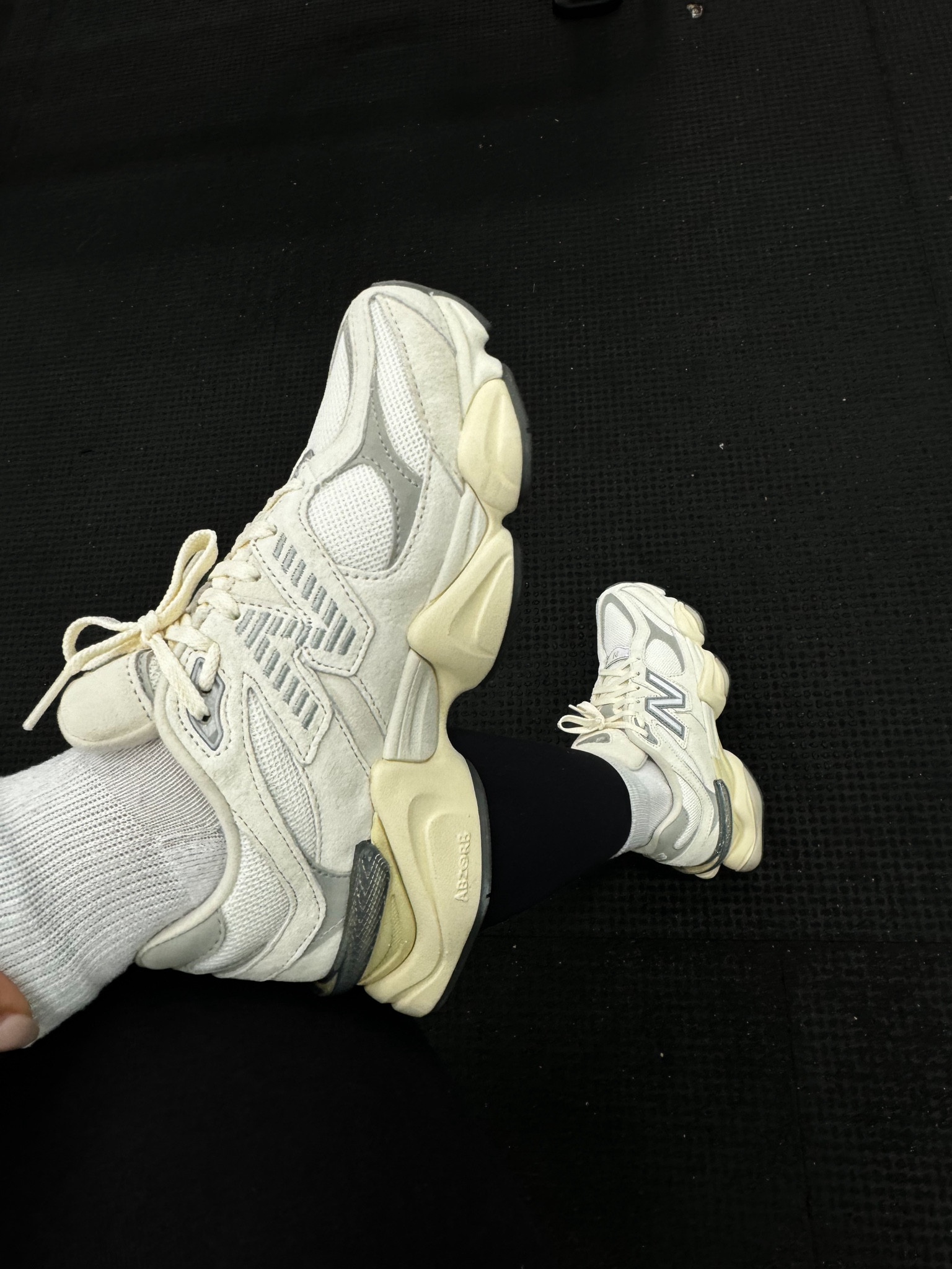 newest addition to the collection…9060 New Balances are a VIBE

#LTKfitness #LTKshoecrush