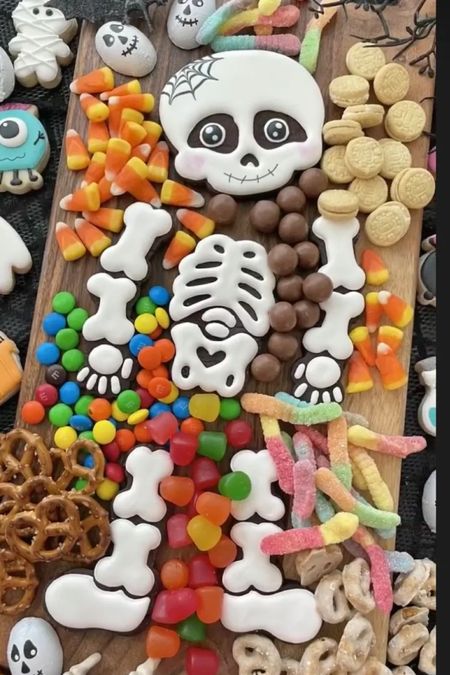 Char-BOO-terie Board! Add your favorite treats for a board that delivers all the treats without the tricks! #halloween #charcuterie #skeleton #target #etsy

#LTKkids #LTKparties #LTKHalloween