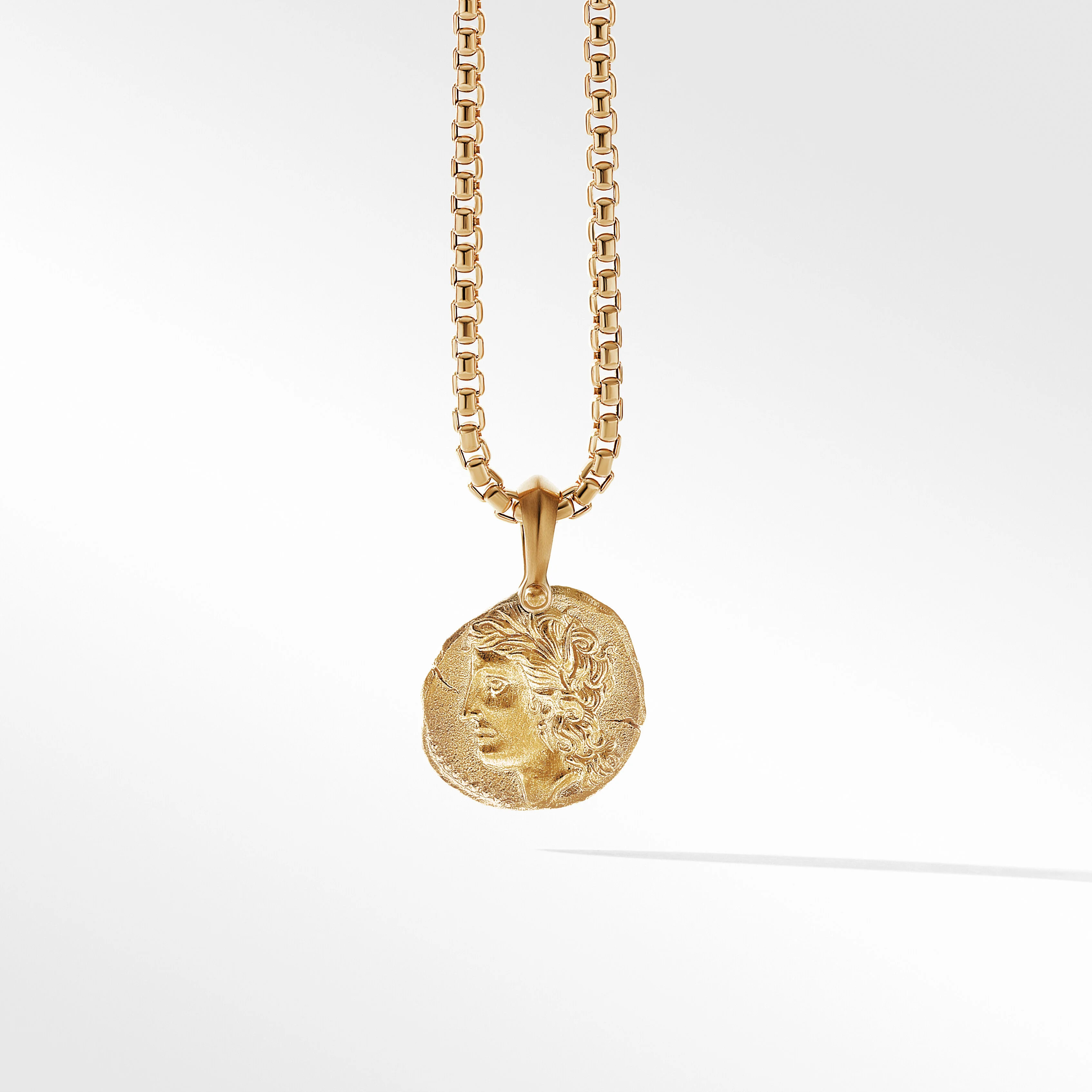 Virgo Amulet in 18K Yellow Gold | David Yurman