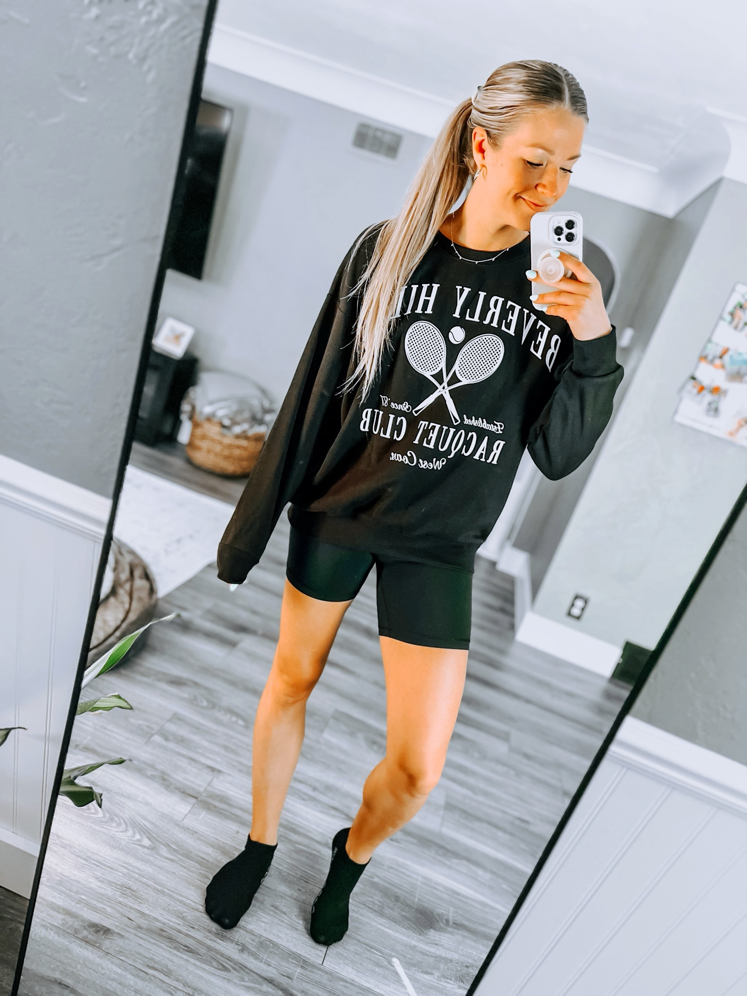 Affordable crewneck 