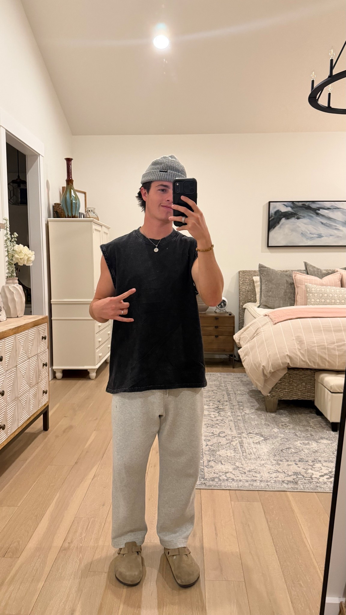 My cozy airport fit for HAWAII🏝️

#LTKootd #LTKMens