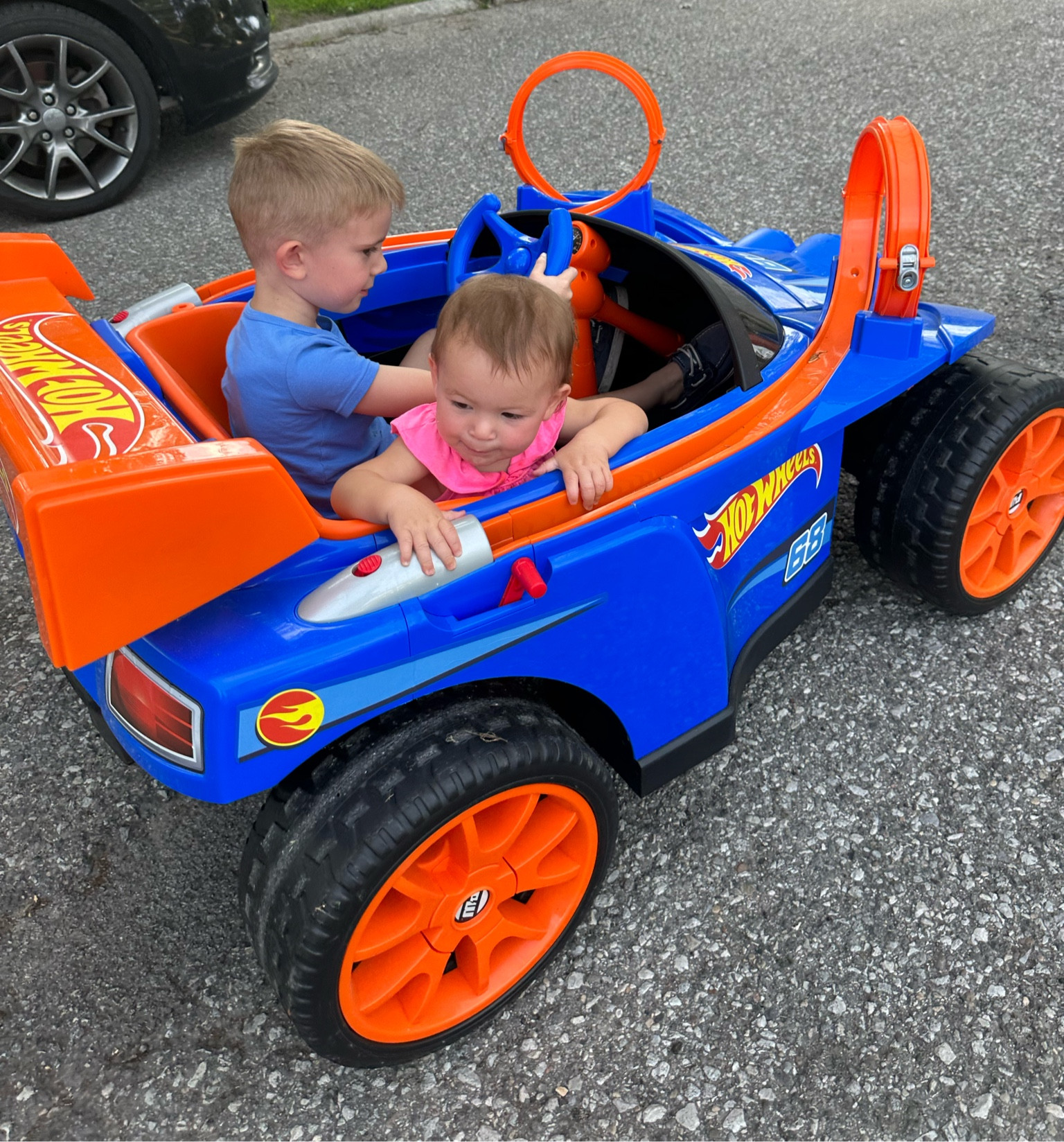 Hot Wheels Power Wheel Ride-On Car #car #gift #idea #hotwheels #powerwheels #toy #holiday 

#LTKGiftGuide #LTKHoliday #LTKkids