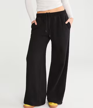 Cloud Soft Mid-Rise Wide Leg Sweatpants | Aeropostale