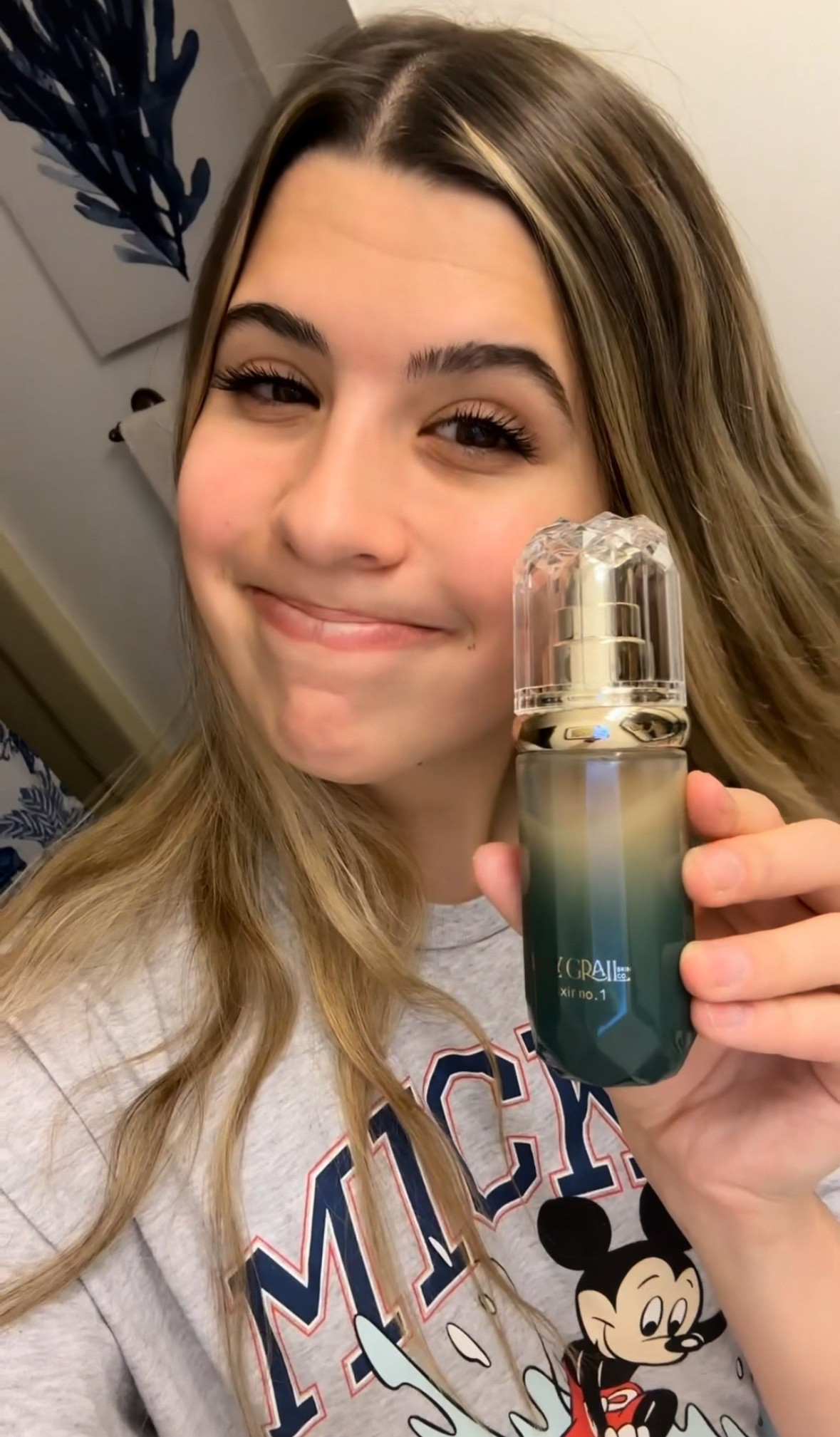 Holiday glow incoming… ✨
I’ve been trying out the Holy Grail Skin Co. Elixir No. 1, and I finally get why they call it their hero product. It’s a multitasking, clinically backed serum that simplifies your routine and delivers real results — all in their gorgeous refillable glass packaging. Clean, effective, and luxury without the overwhelm. 💚
And perfect timing because their Black Friday sale is here — the only time of year they offer a deal like this!
🖤 30% off + free shipping
🖤 Use code BLACKFRIDAY30
🖤 Nov 24–30
If you’ve been wanting to streamline your skincare without sacrificing results, this is your moment.
🔗 Shop it directly through my LTK using the link in my bio! (I earn a small commission, and your support means so much 🤍)
Gift-worthy, refillable, woman-owned, and truly beautiful skincare that works. Let’s glow into the holidays together. ✨
#ad #skincare #skincareroutine #collaboration #holygrail #blackfriday 

#LTKBeauty #LTKmorningroutine #LTKgrwm