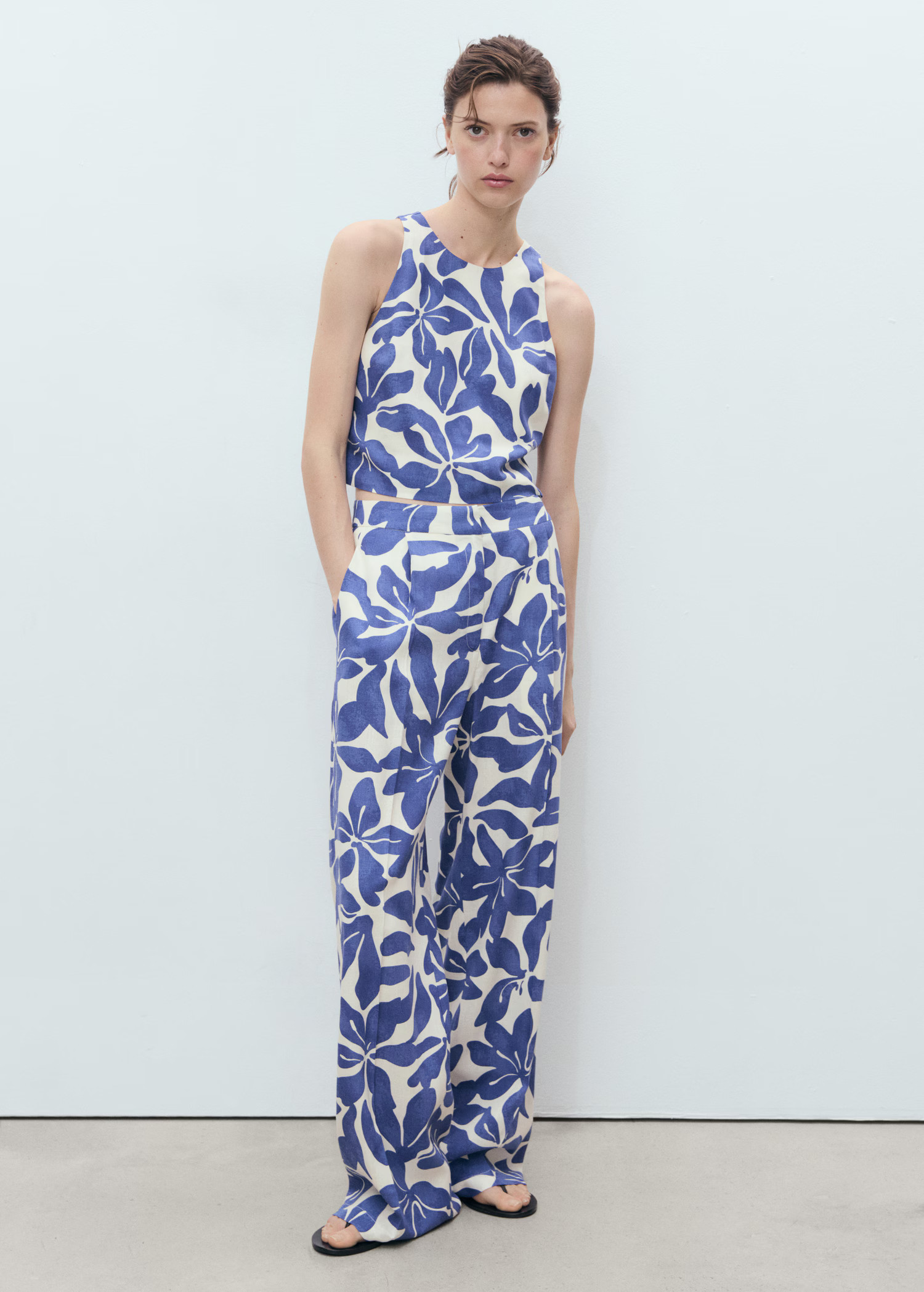 Floral crop top - Women | MANGO USA | Mango (US/MX/AU)