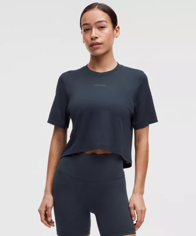 Swiftly Cropped Oversized T-Shirt | lululemon (AU)