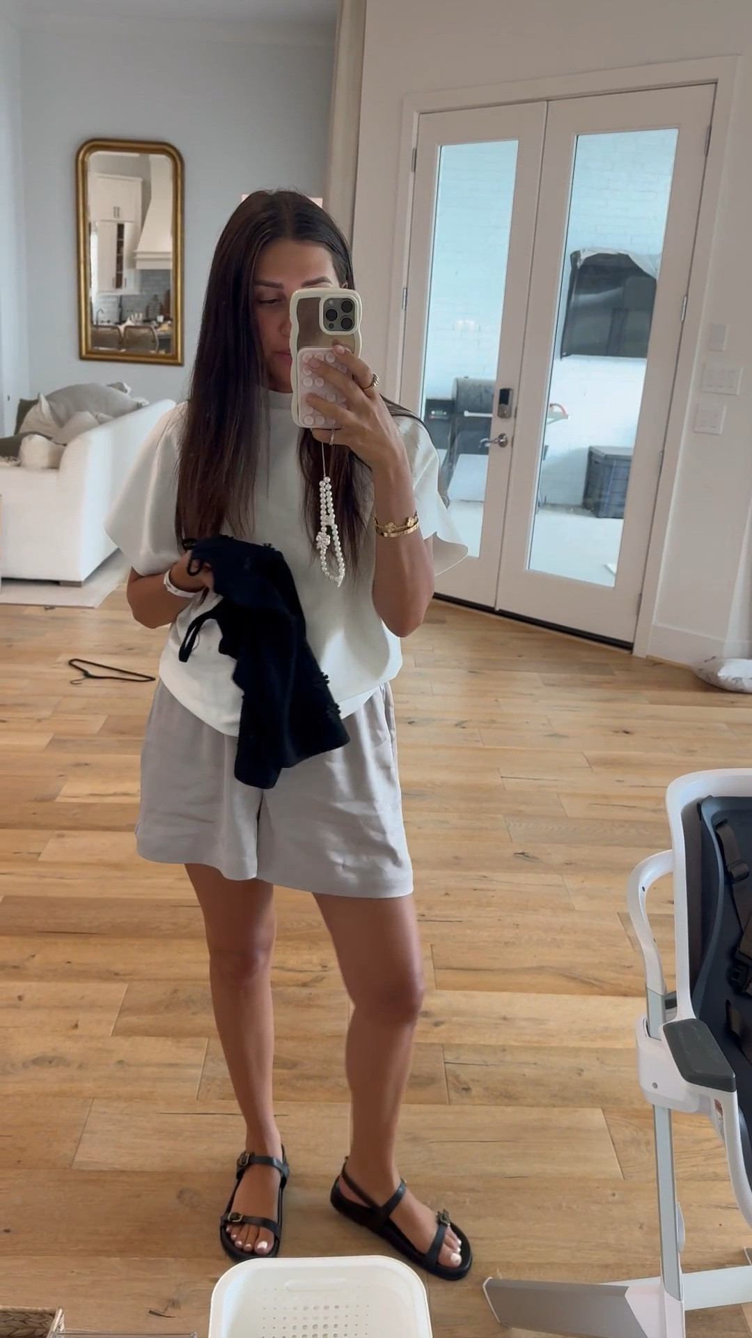 Top: small
Tank: small
Shorts: medium

vacation style, vacation edit, beach to brunch style, beach to brunch faves, beach style, vacation finds, Nashville, Dede Raad, dress up buttercup 

#LTKTravel #LTKStyleTip #LTKFindsUnder100