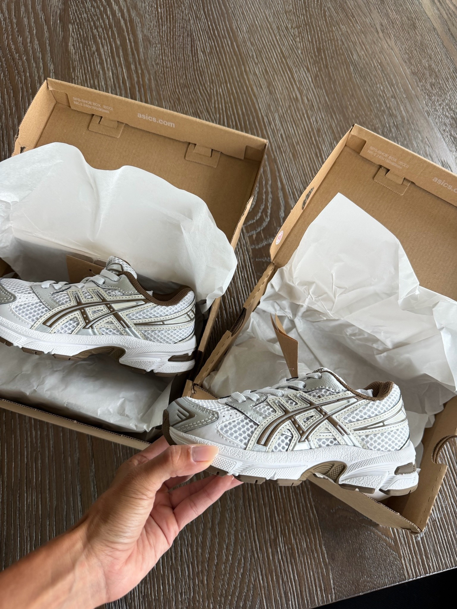 Back to school sneakers for the littles
