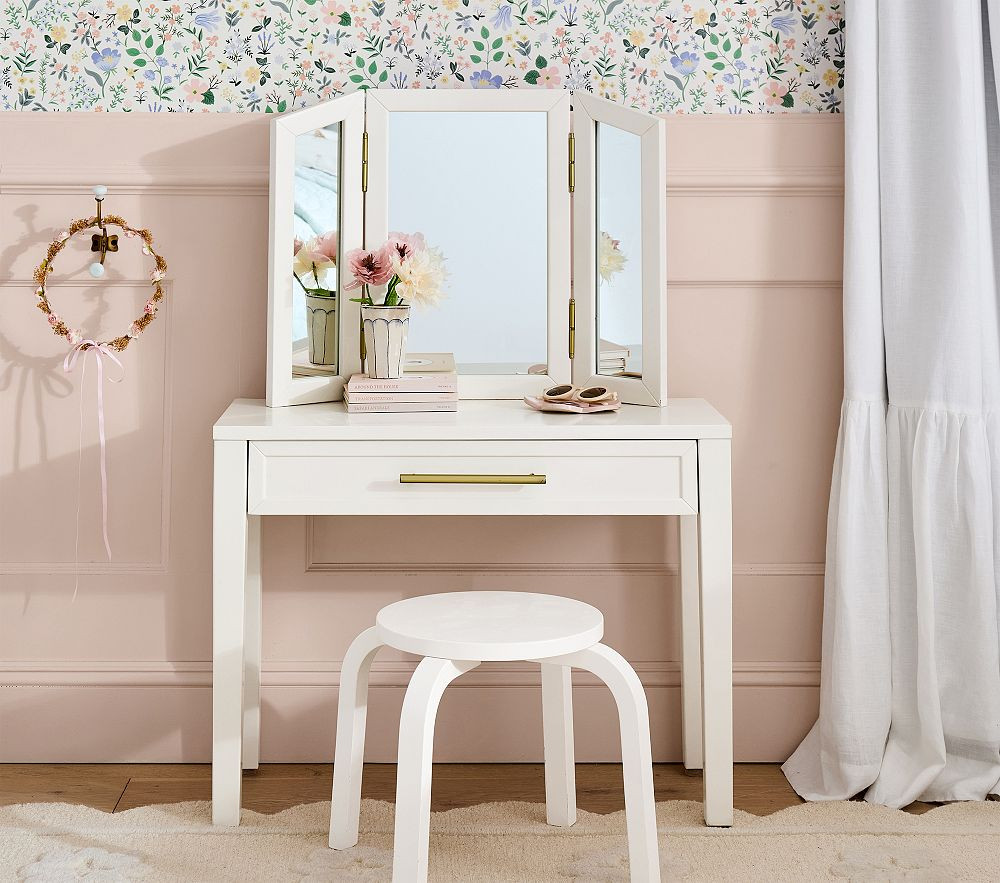 Chelsea Play Vanity (29w x 39h") | Pottery Barn Kids