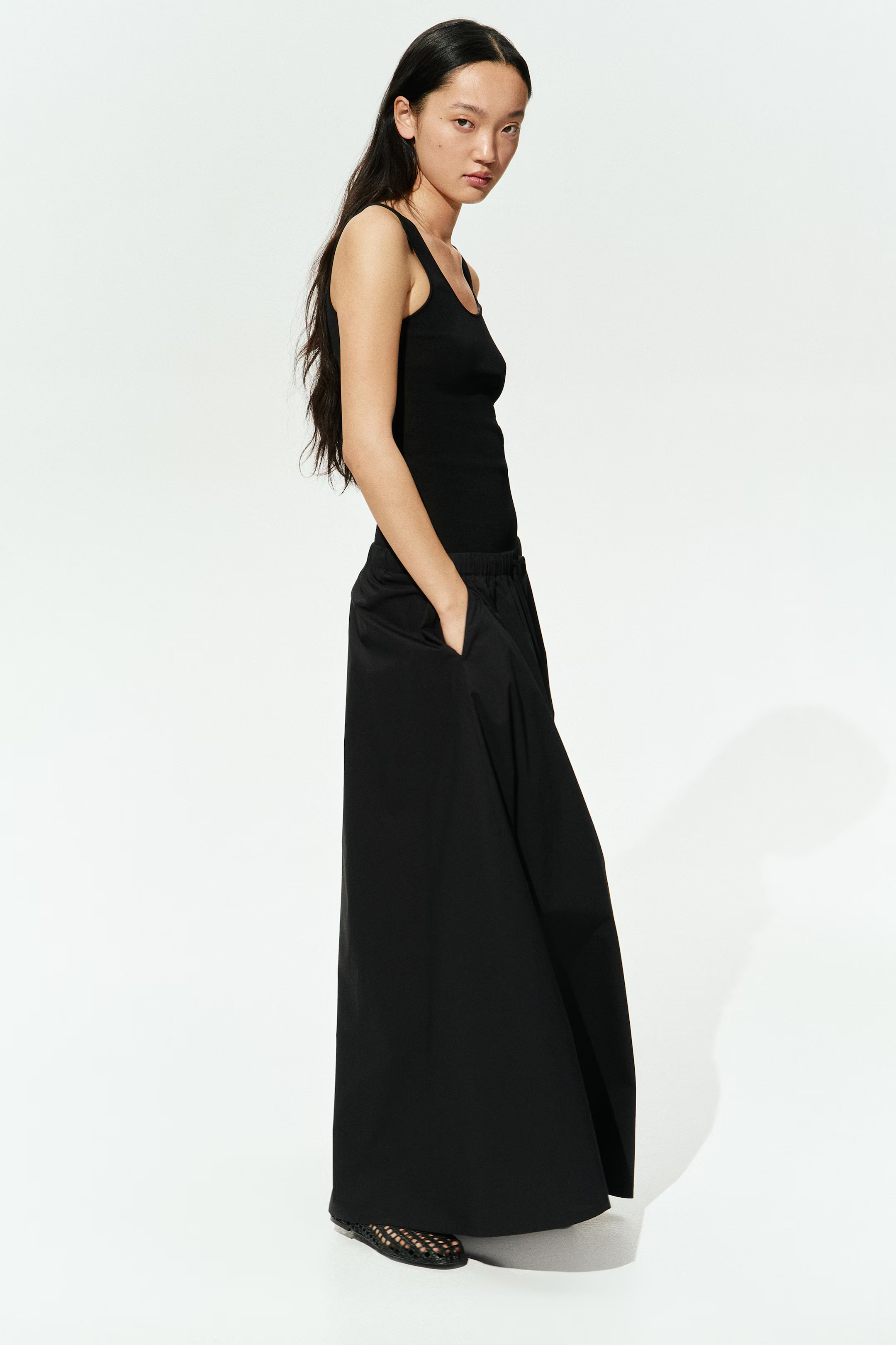 Circular maxi skirt | H&M (UK, MY, IN, SG, PH, TW, HK)