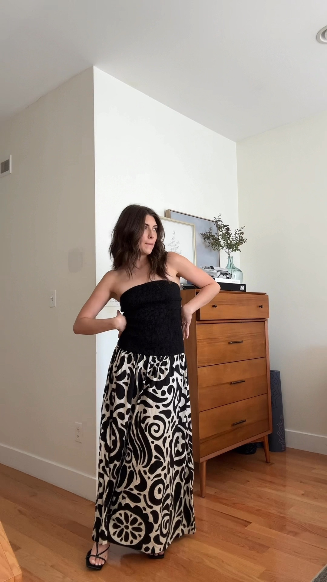 Cuuuutest Nuuly finds! $30 off your first month’s subscription with link https://share.nuuly.com/nicole2338

Maxi dress, strapless maxi dress, summer dress, summer outfit, petite outfit, petite dress, petite shorts, petite fashion, denim jacket, July 4th outfit, Fourth of July outfit, jeans 



#LTKfindsunder50 #LTKVideo #LTKfindsunder100