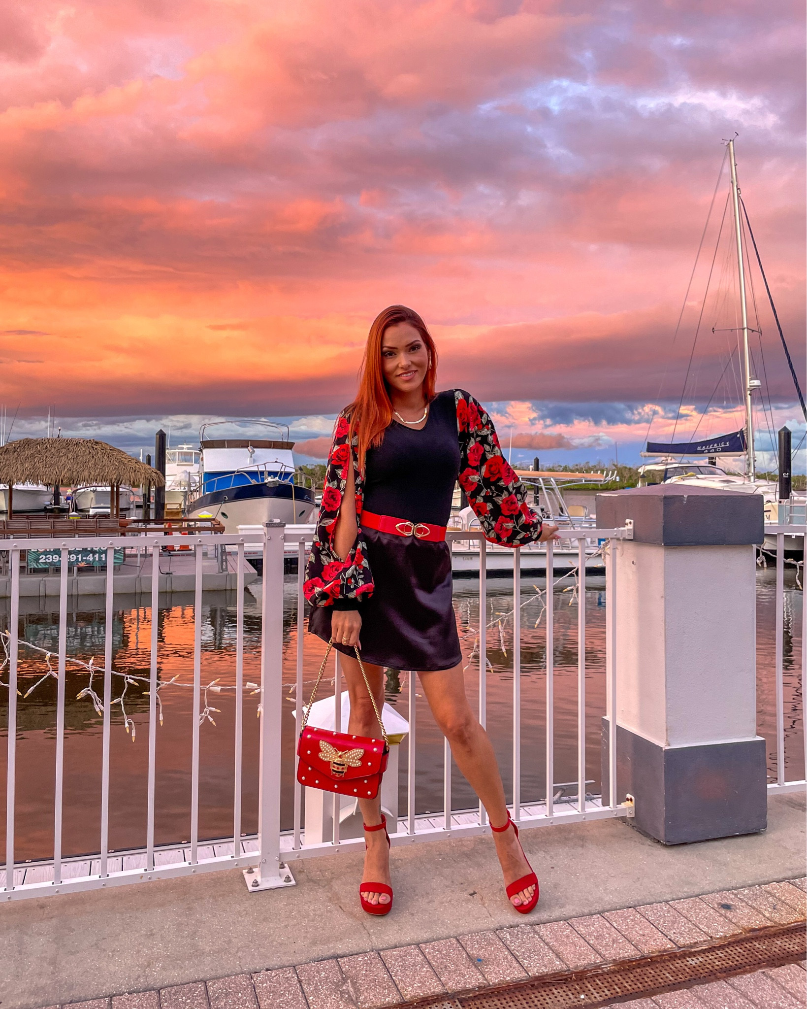 Tropical resort date night outfit perfect for Florida nights in the Spring time.