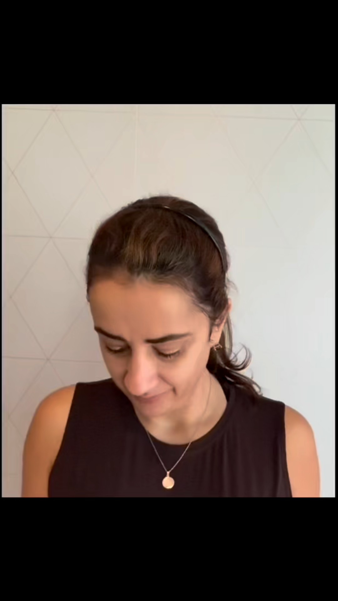 Crunchi goes beyond the standards of clean beauty with only the purest ingredients, clinically proven results and sustainable package. 
I am using :
😎 sunlight tinted sunscreen SPF 30 medium
🤩luminescence liquid highlighter- golden dew.
😘 hydrogloss lip oil - rosewood 
🥰checkmate liquid blush - pomegranate. 

#LTKselfcare #LTKdayinmylife #LTKmorningroutine