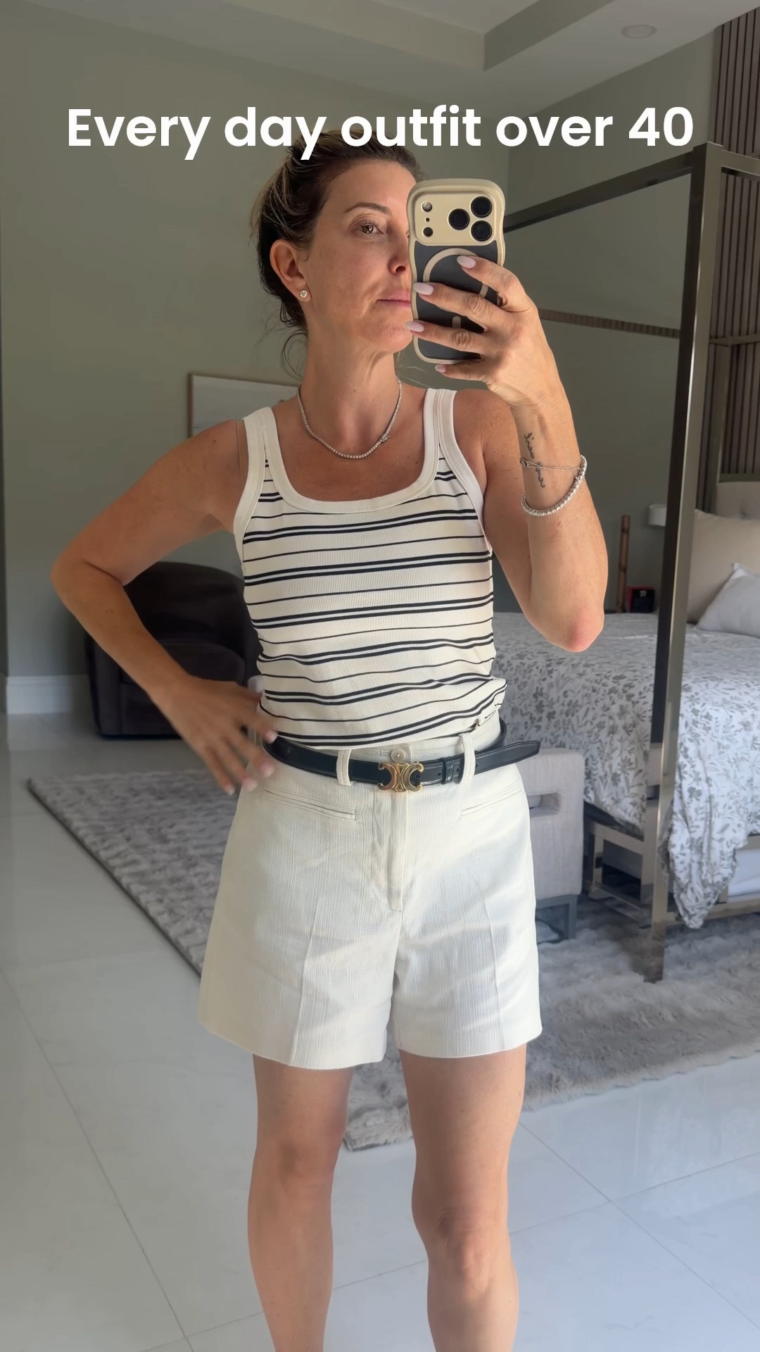 Love this simple chic outfit for everyday!

#LTKdayinmylife #LTKootd #LTKOver40
