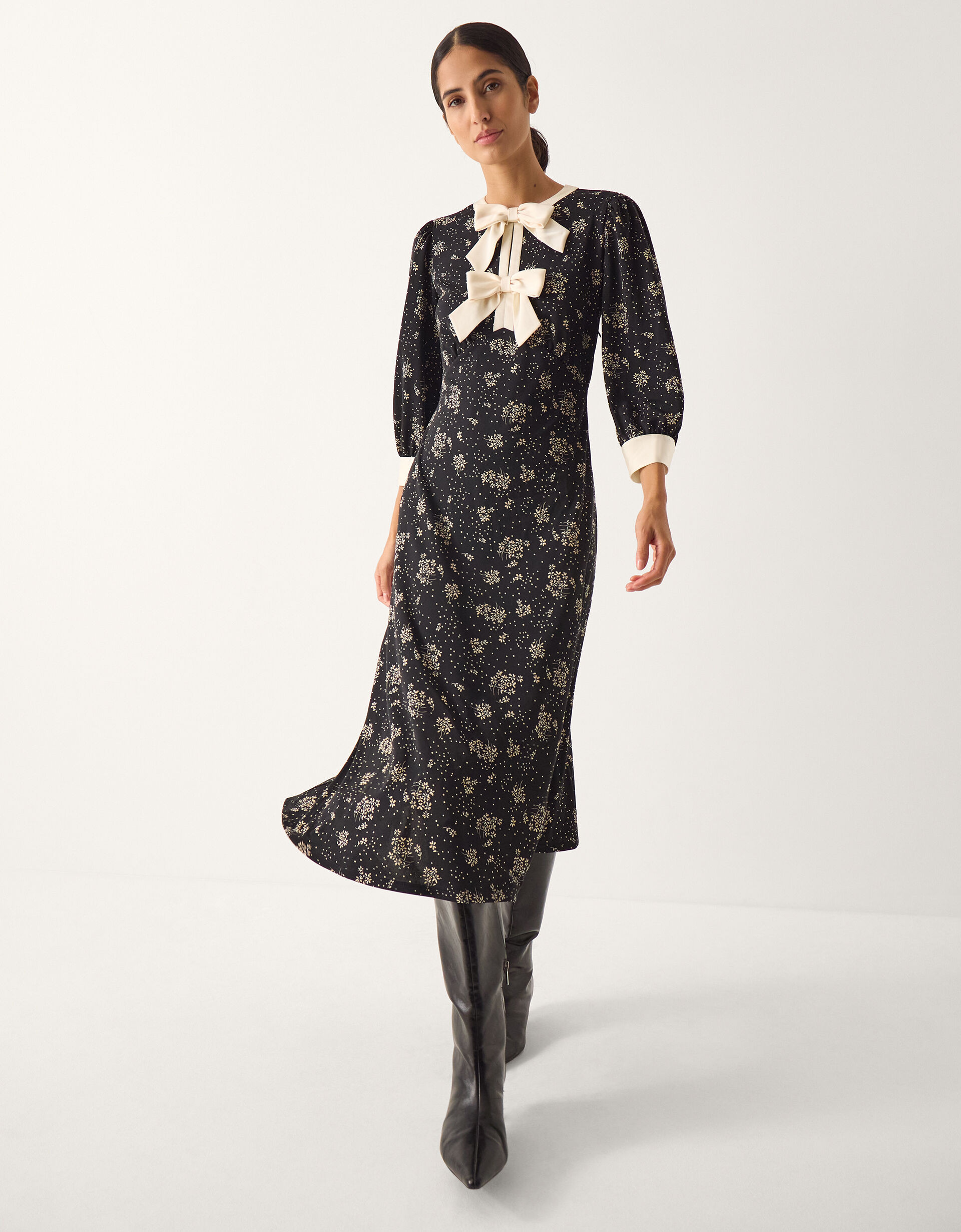 Dotty Bow Floral Jersey Midi Dress Black | Monsoon (UK)
