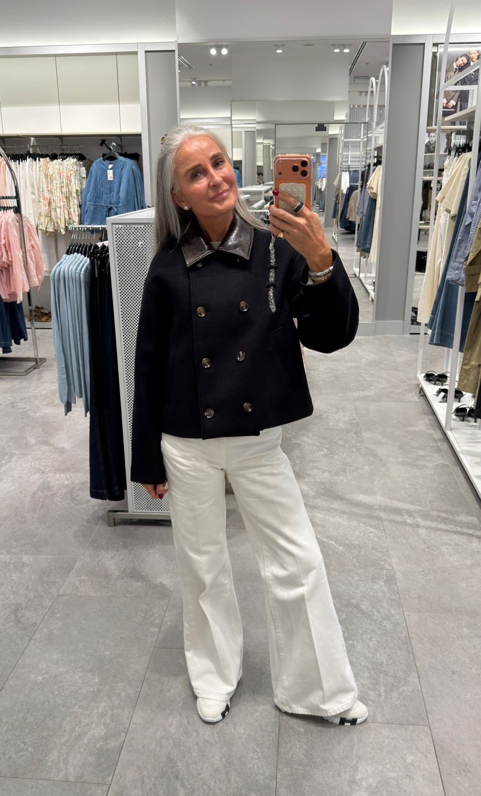 I came across this by chance. Peacoat, navy, white jeans, Hermes trainers


#LTKwinter #LTKstyletip #LTKuk