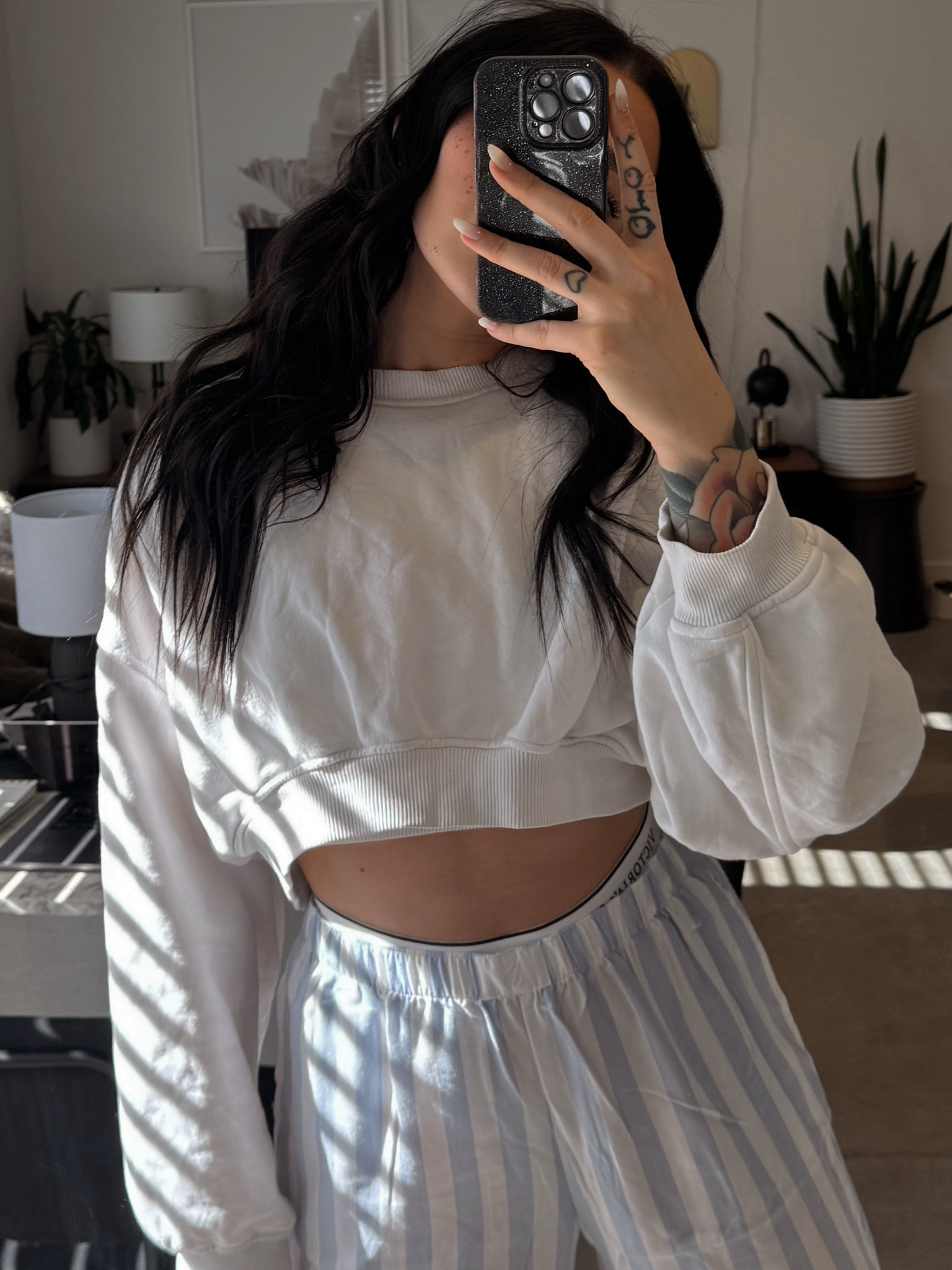 Cozy day today! 🖤 these pants are from a matching set — love them so much I bought in another color today. 

Also comes in long length! 
Sweatshirt is older from Zara, but they still offer the cropped style. 

#LTKfindsunder100