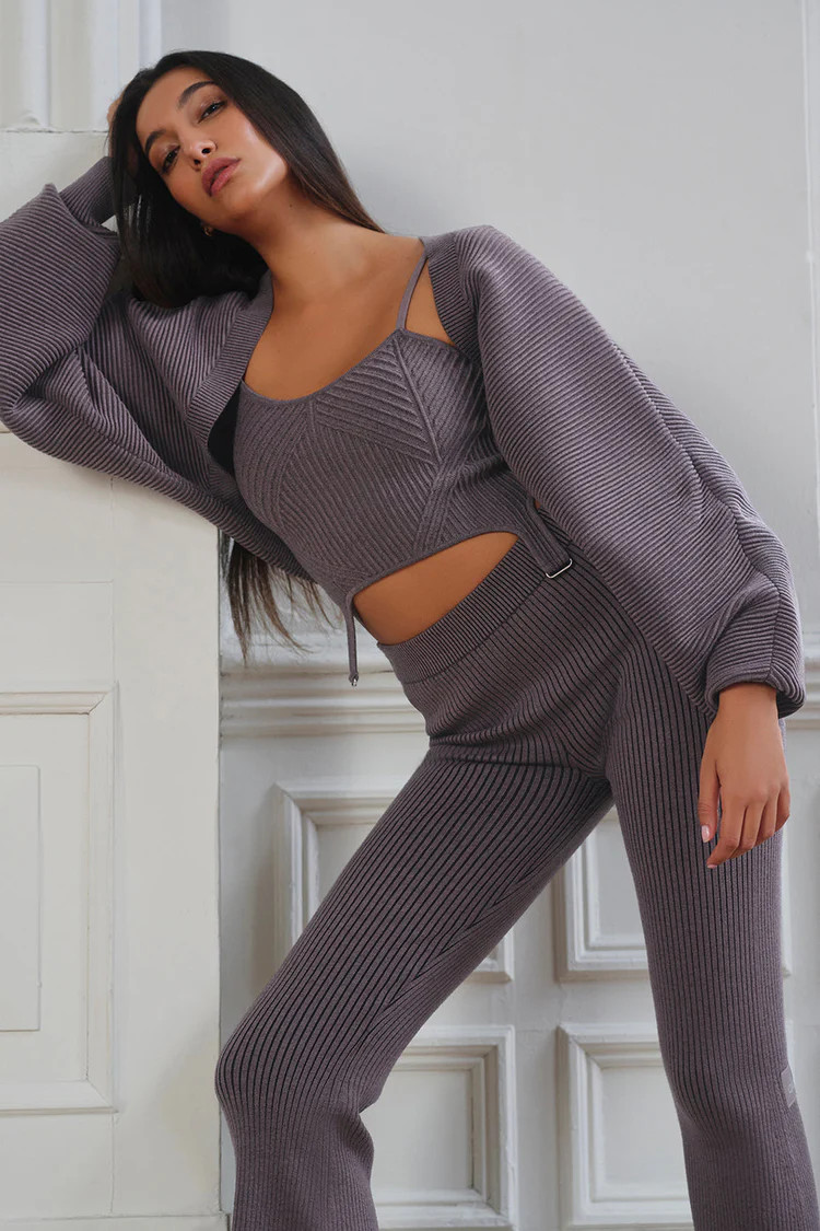 Denim Knit Shawl - Raisinette/Black | Alo Yoga (US)