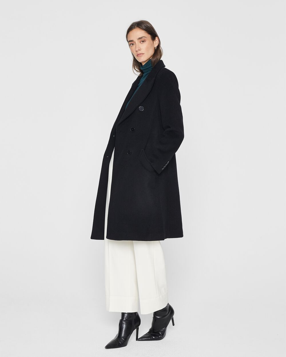 Signature Double-Breasted Coat | Club Monaco (Global)