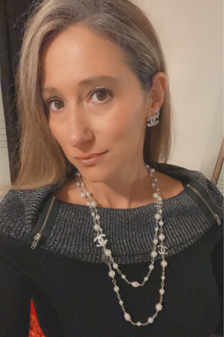 Nothing better than a black sweater for winter. Several options and you can mix match with all your bottoms. You can never have too many either. 

#LTKSeasonal #LTKfindsunder50 #LTKstyletip