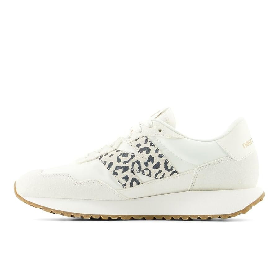 Visit the New Balance Store | Amazon (US)