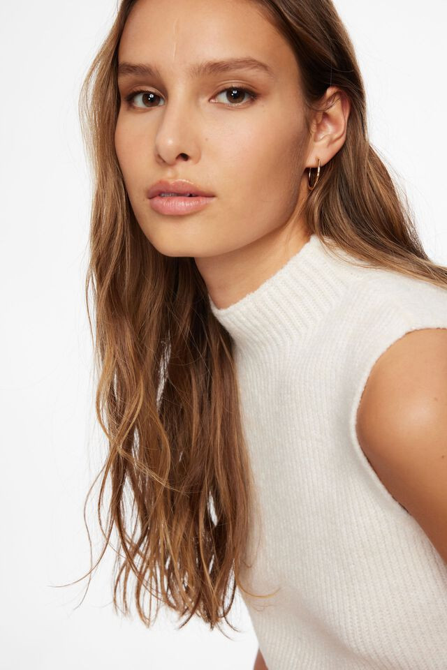 3-Pack Textured Hoop Earrings | Dynamite Clothing