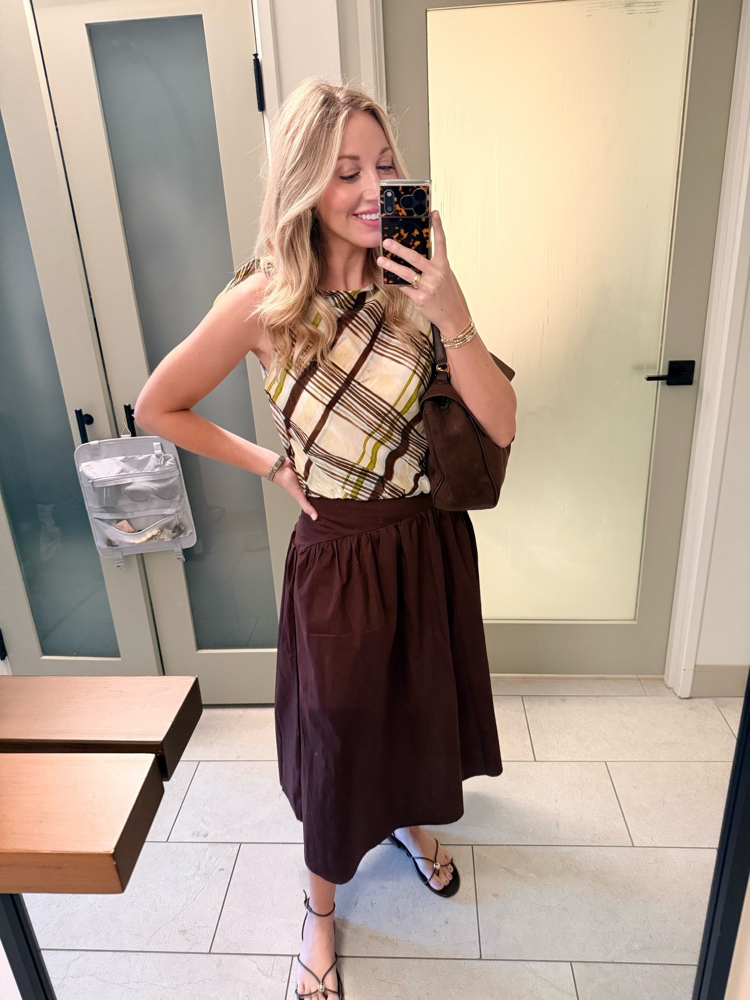 Made it to Scottsdale, AZ for the Amazon Summit! Cant wait to bring y’all along! 

Wearing M in the skirt. Paired with ALC top (wearing xs) 
#AmazonSummit #AmazonFashion #AmazonFinds #TheSouthernSource

#LTKdayinmylife #LTKgrwm #LTKootd