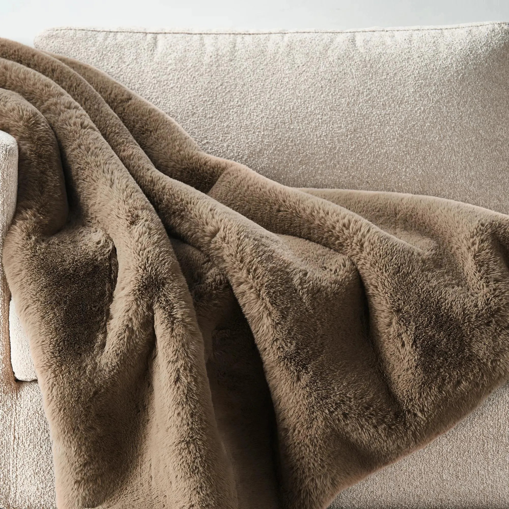 Shay Faux Fur Throw 50" X 60" - Rich Mocha | Z Gallerie